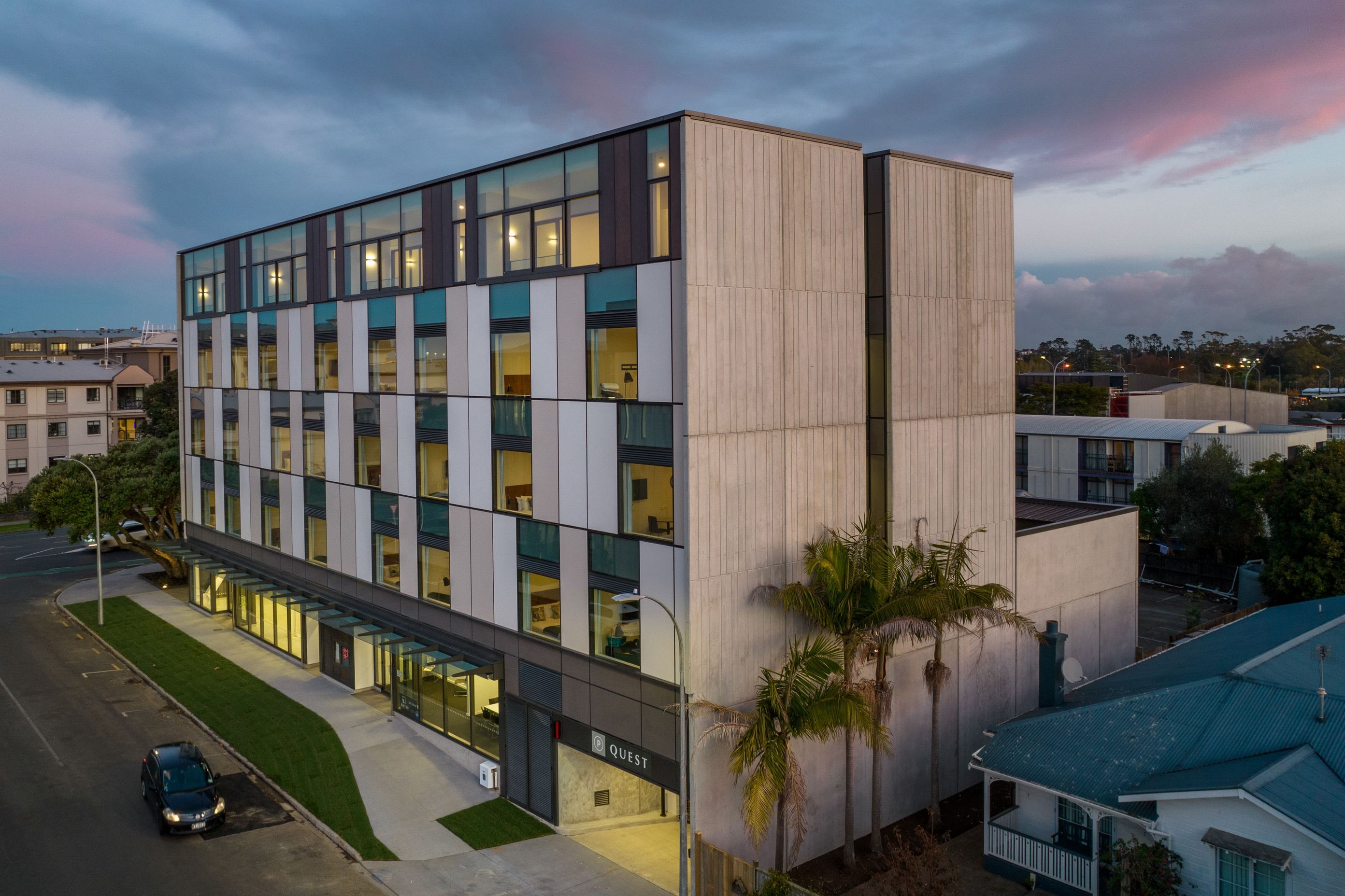 Quest Hotel, Takapuna