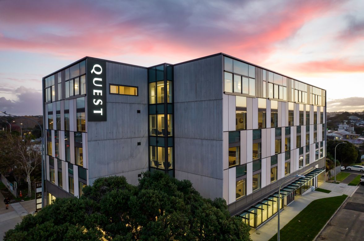 Quest Hotel, Takapuna
