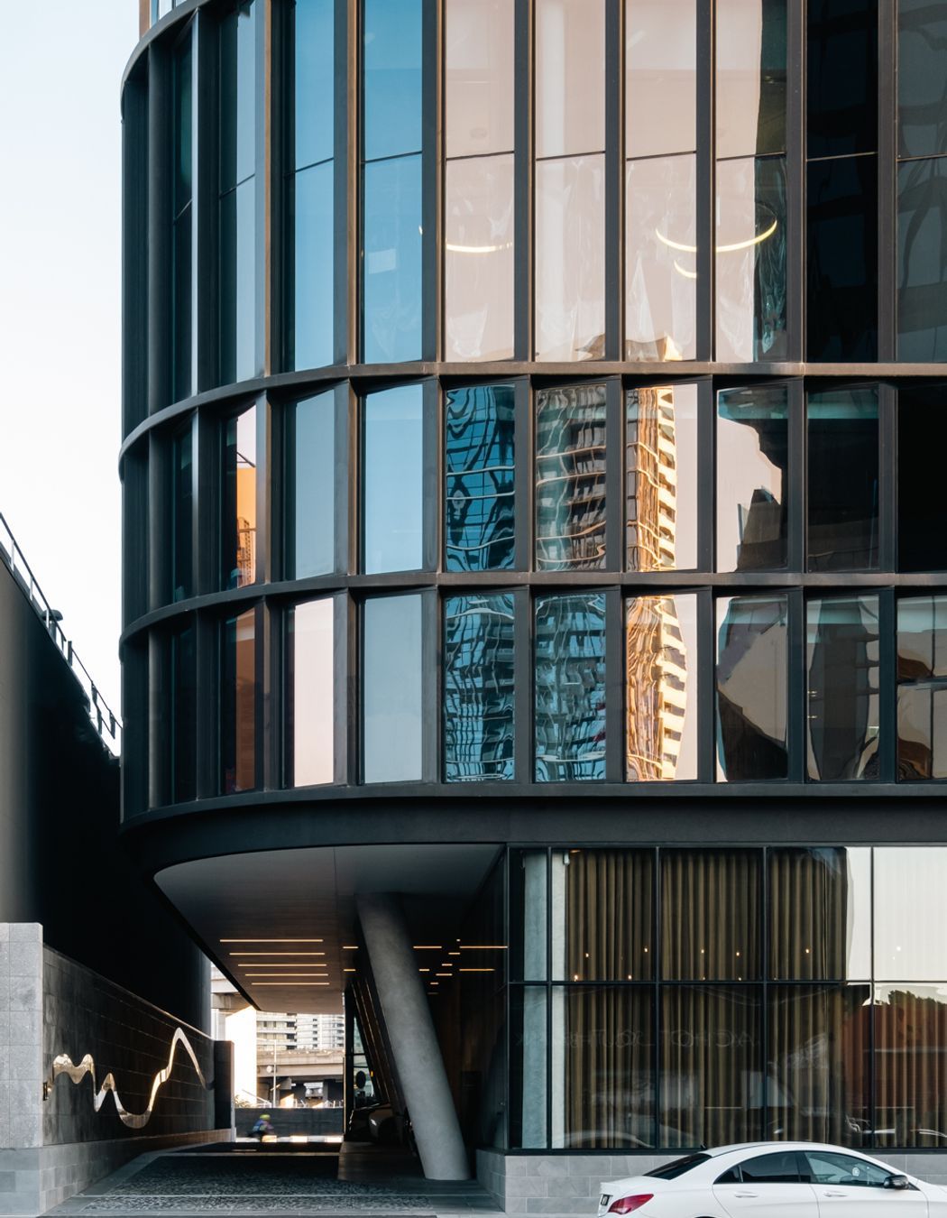 Oakwood Premier Hotel