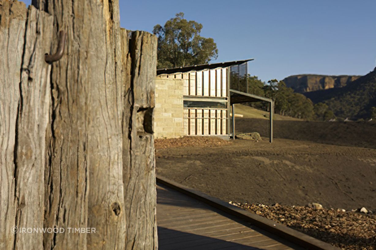 Emirates - Wolgan Valley