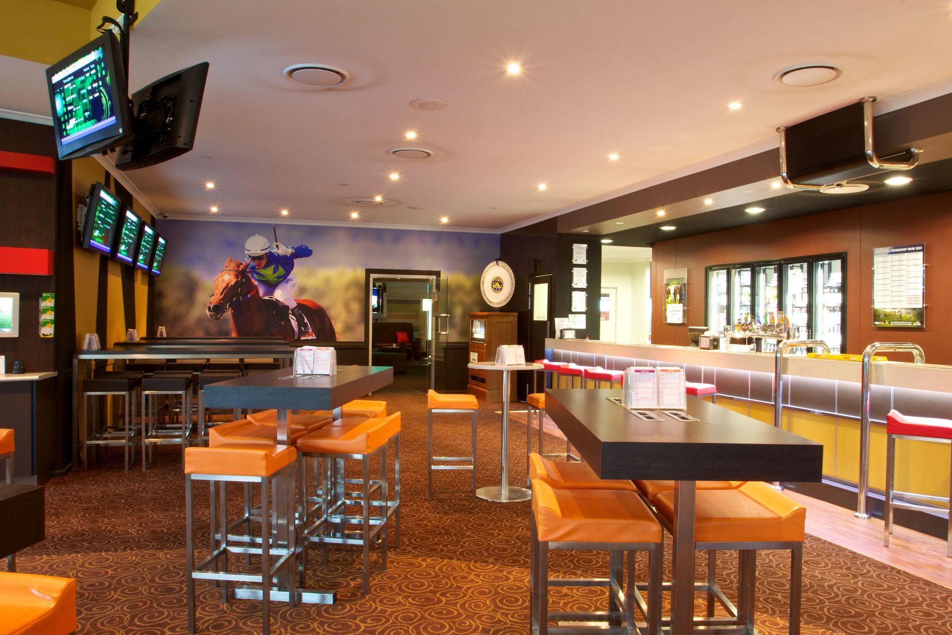 Capricorn Tavern and Motel