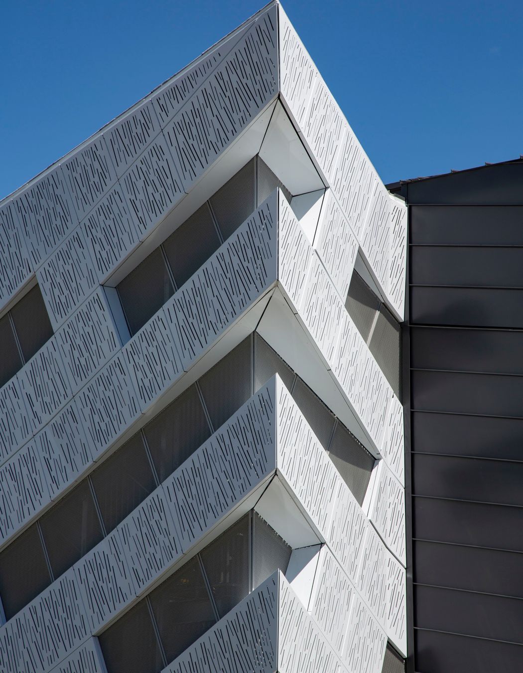 Holiday Inn Express | Detailing