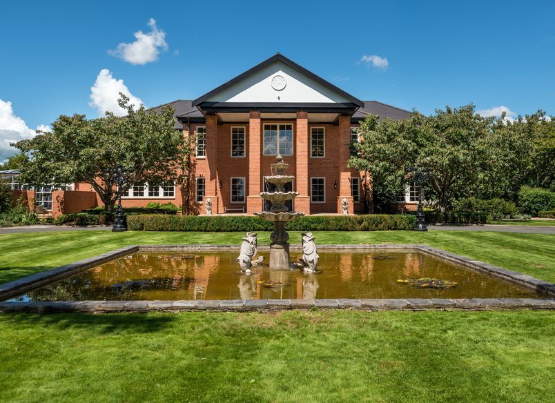 Henley Hotel