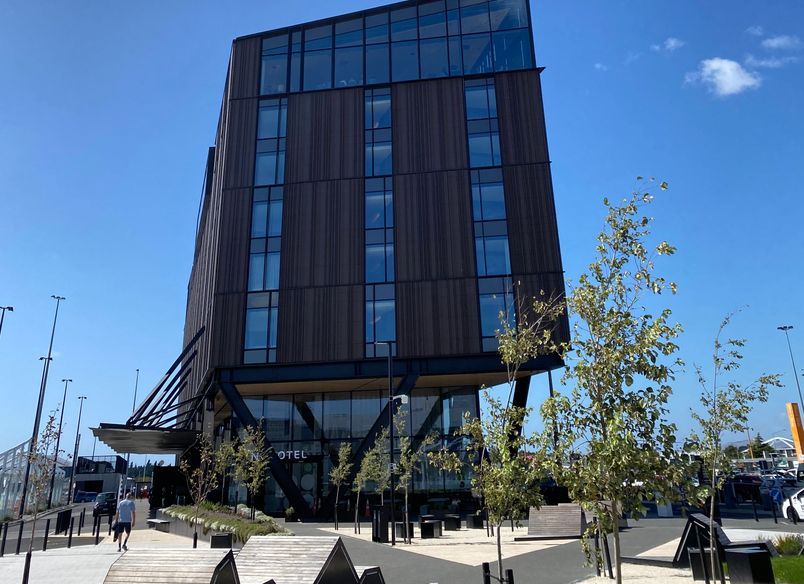 Complete hardware solution for Christchurch Novotel