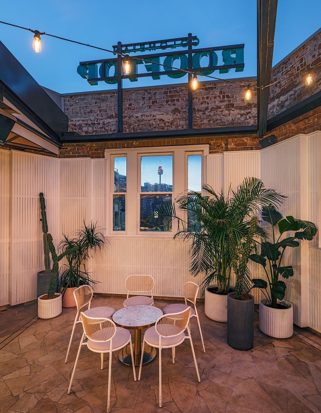 Colombian Hotel, Darlinghurst