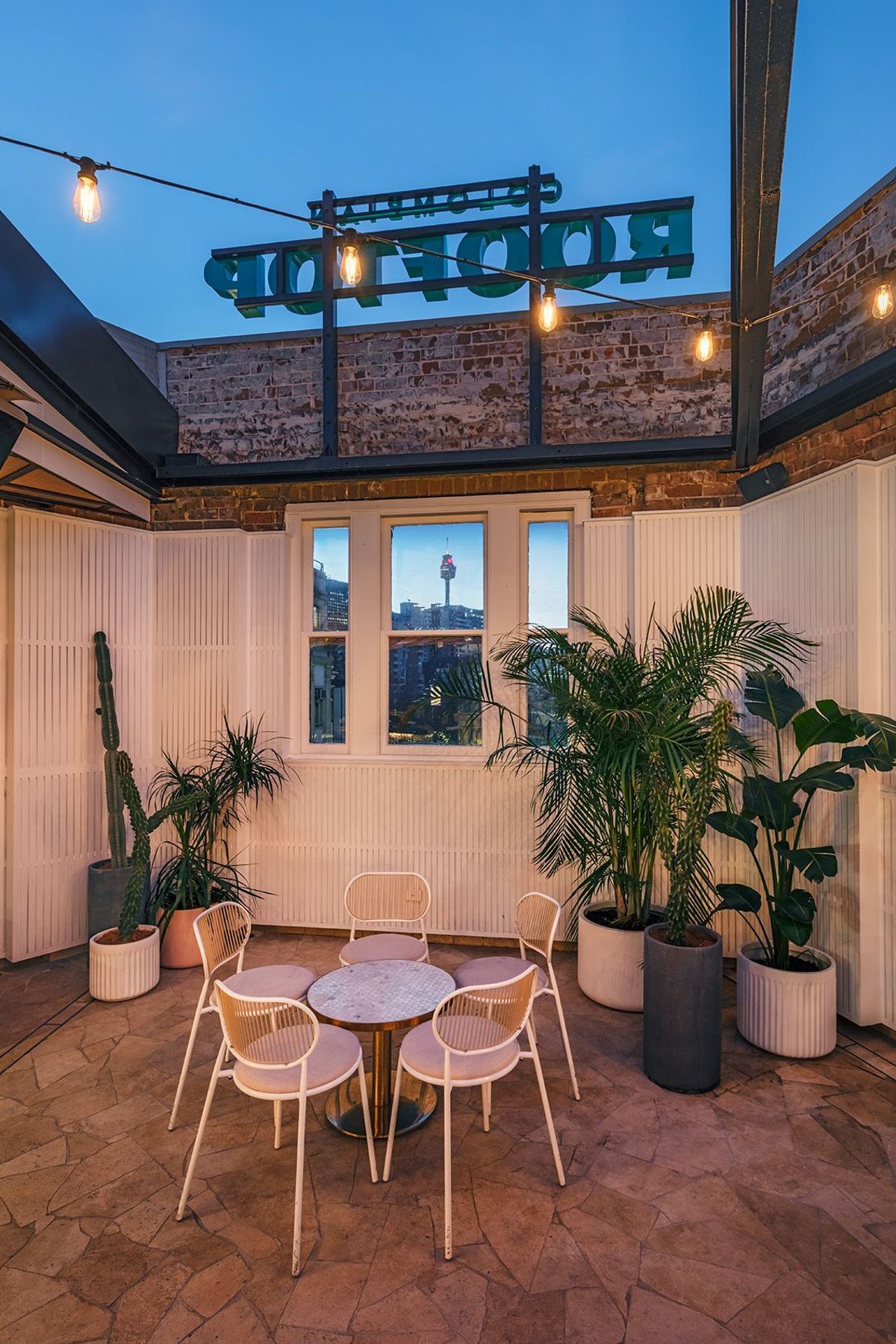 Colombian Hotel, Darlinghurst