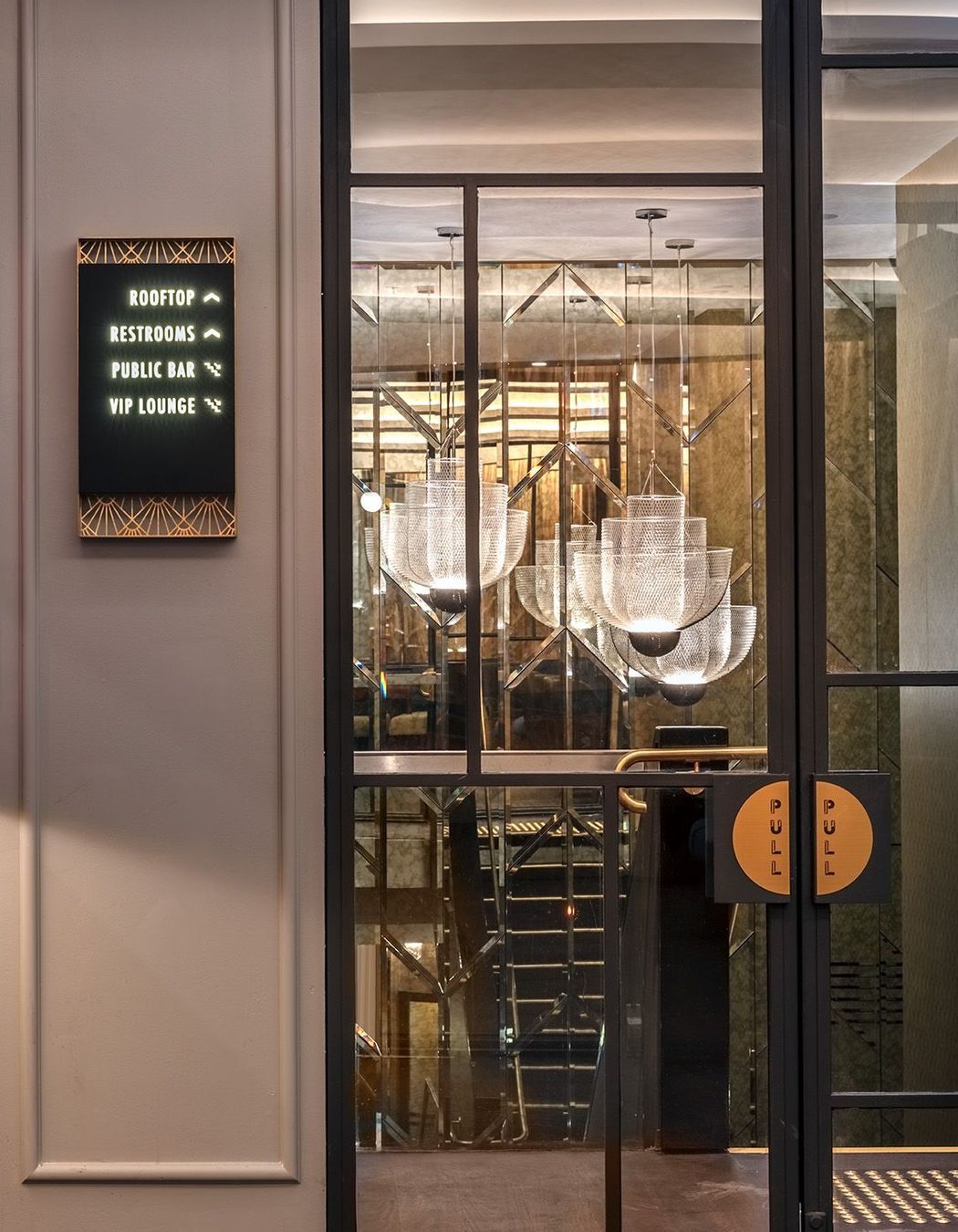 Colombian Hotel, Darlinghurst