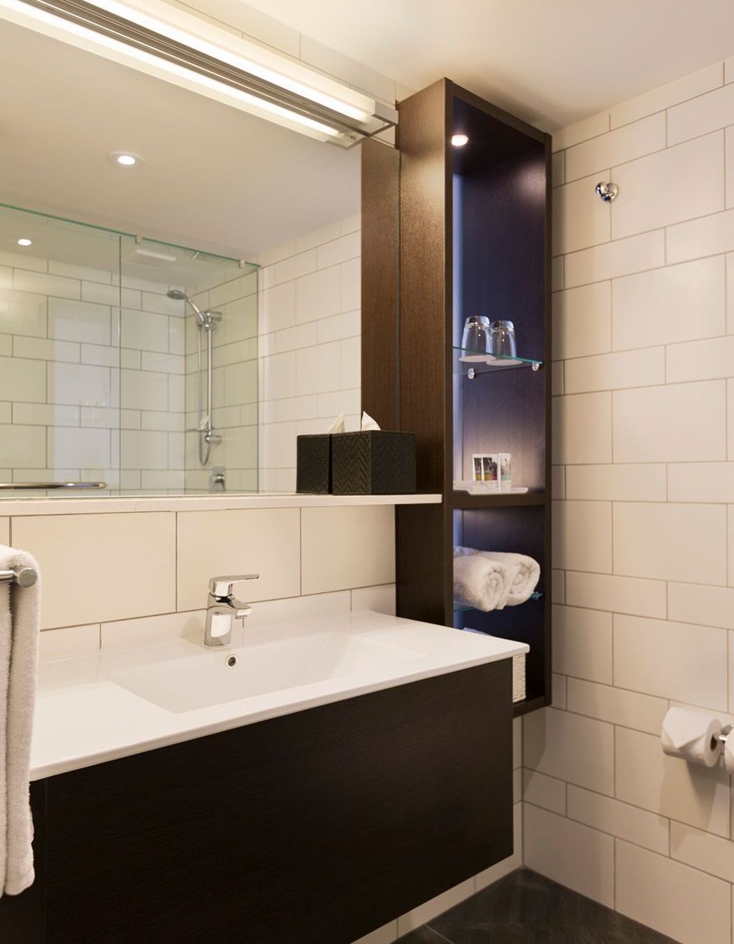 Grand Mercure, Auckland