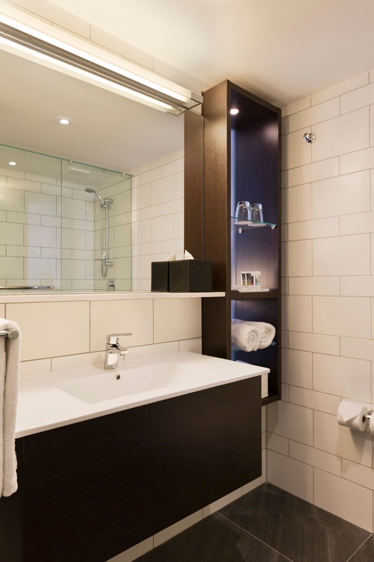 Grand Mercure, Auckland