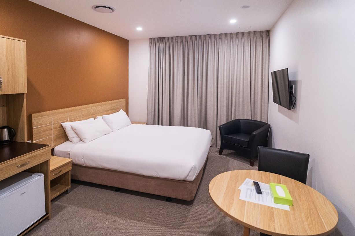 Manha-Hotel-2-v2.jpg