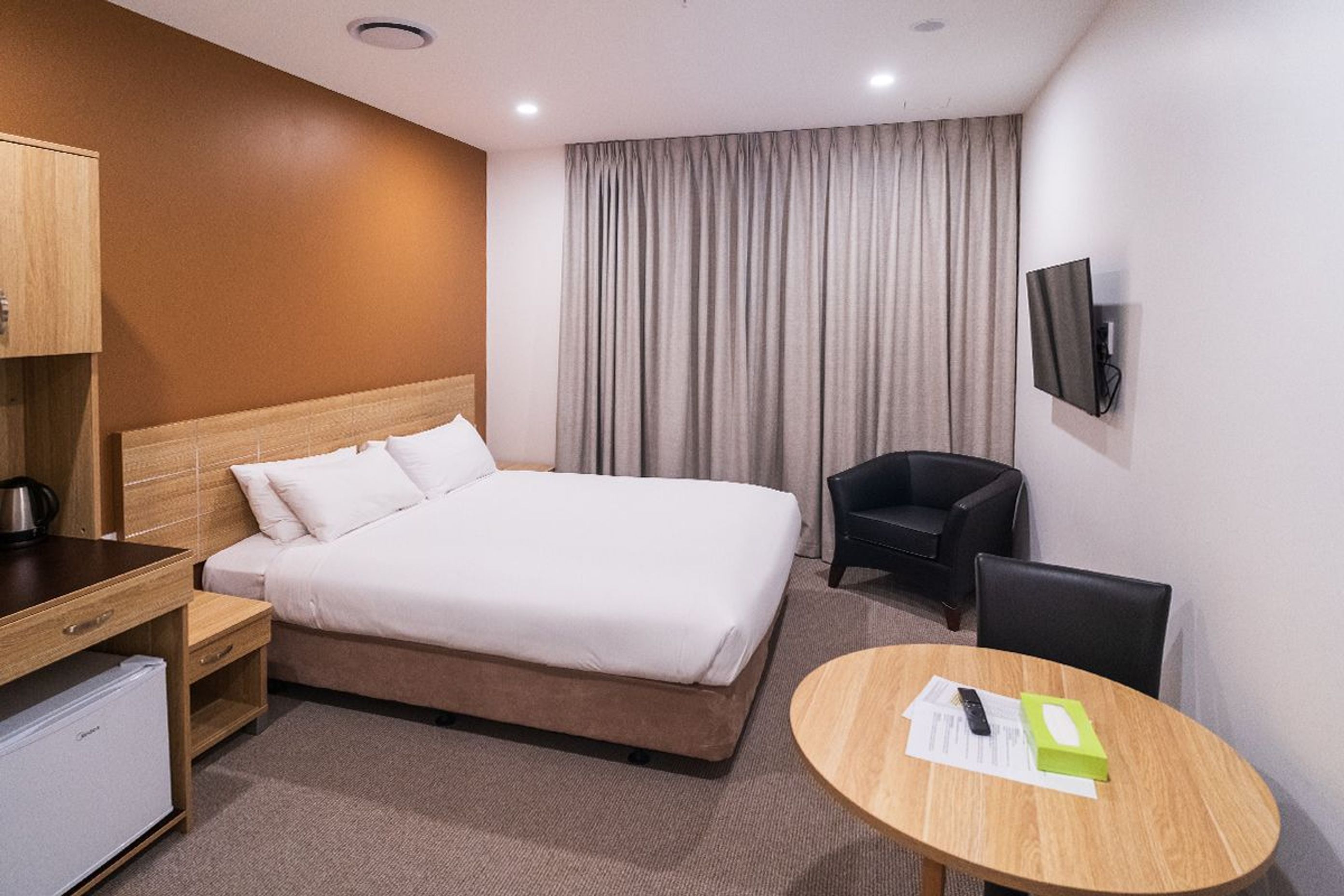 Manha-Hotel-2-v2.jpg