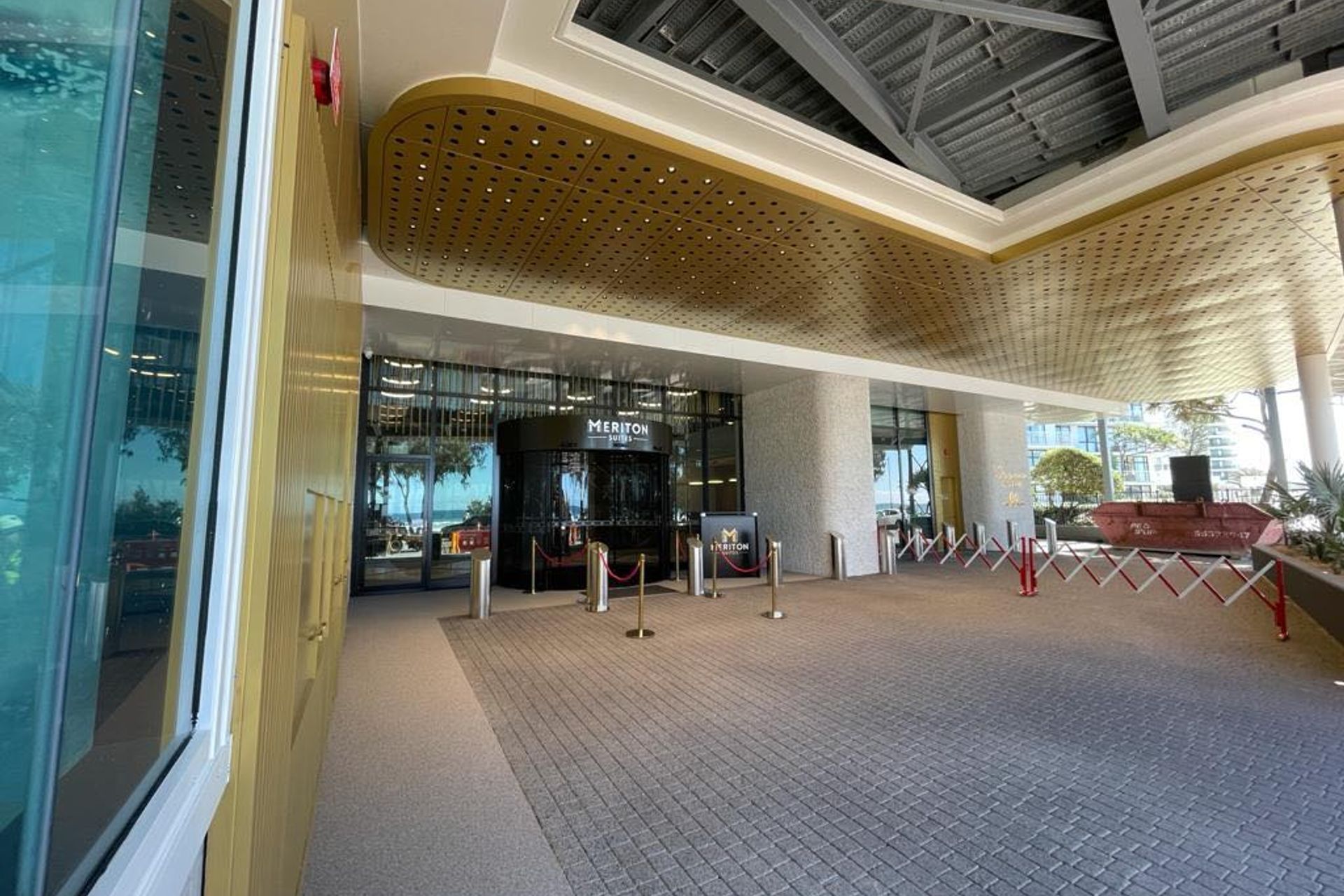 Meriton Suites Surfers Paradise - Gold Coast