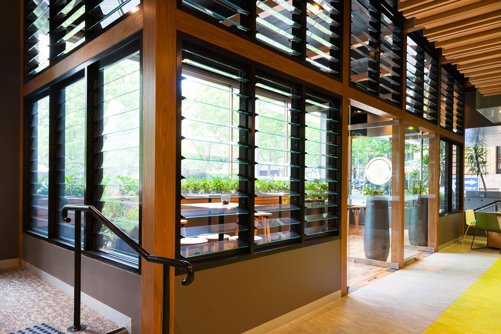Oak and Vine Hotel