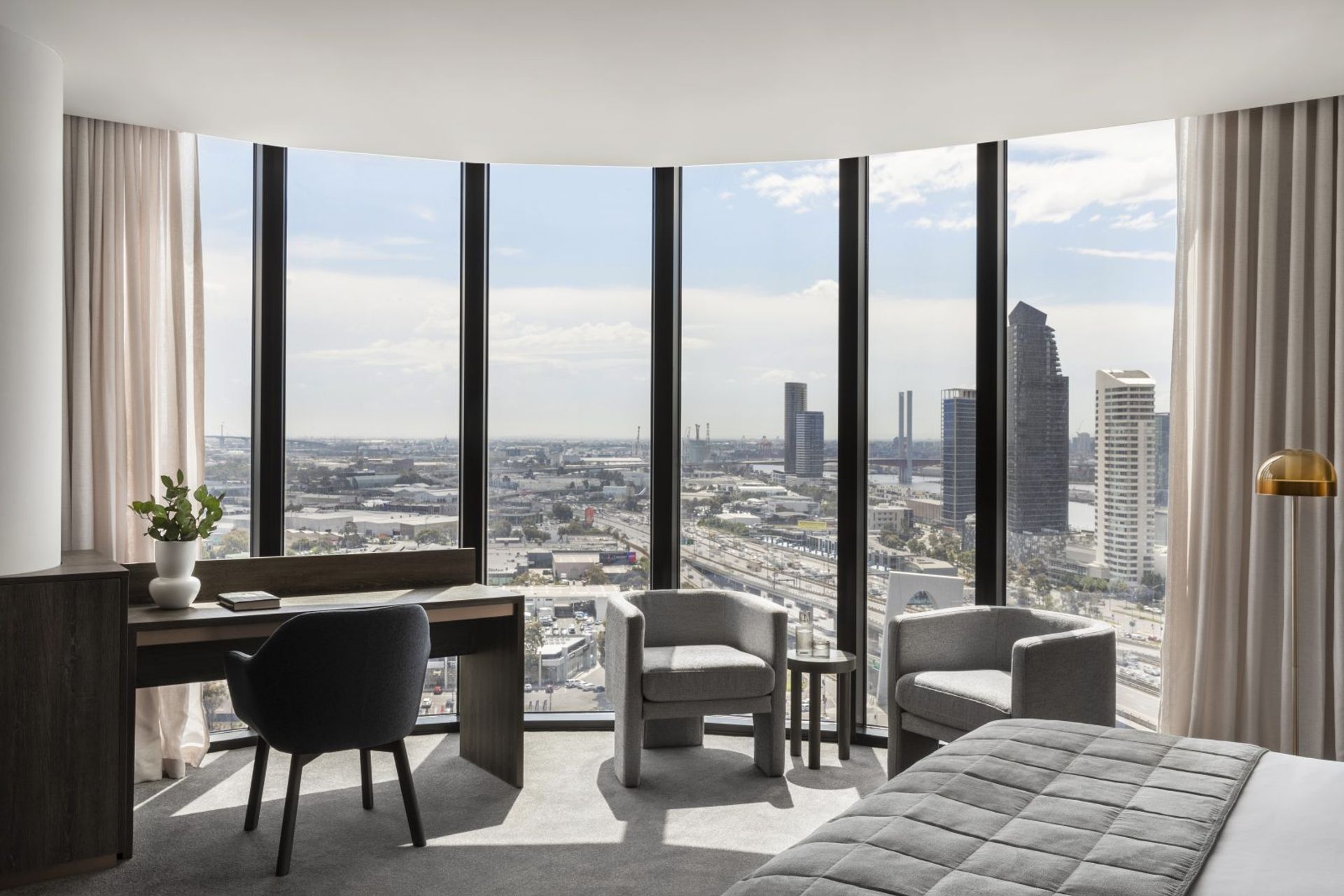 Oakwood Premier Hotel