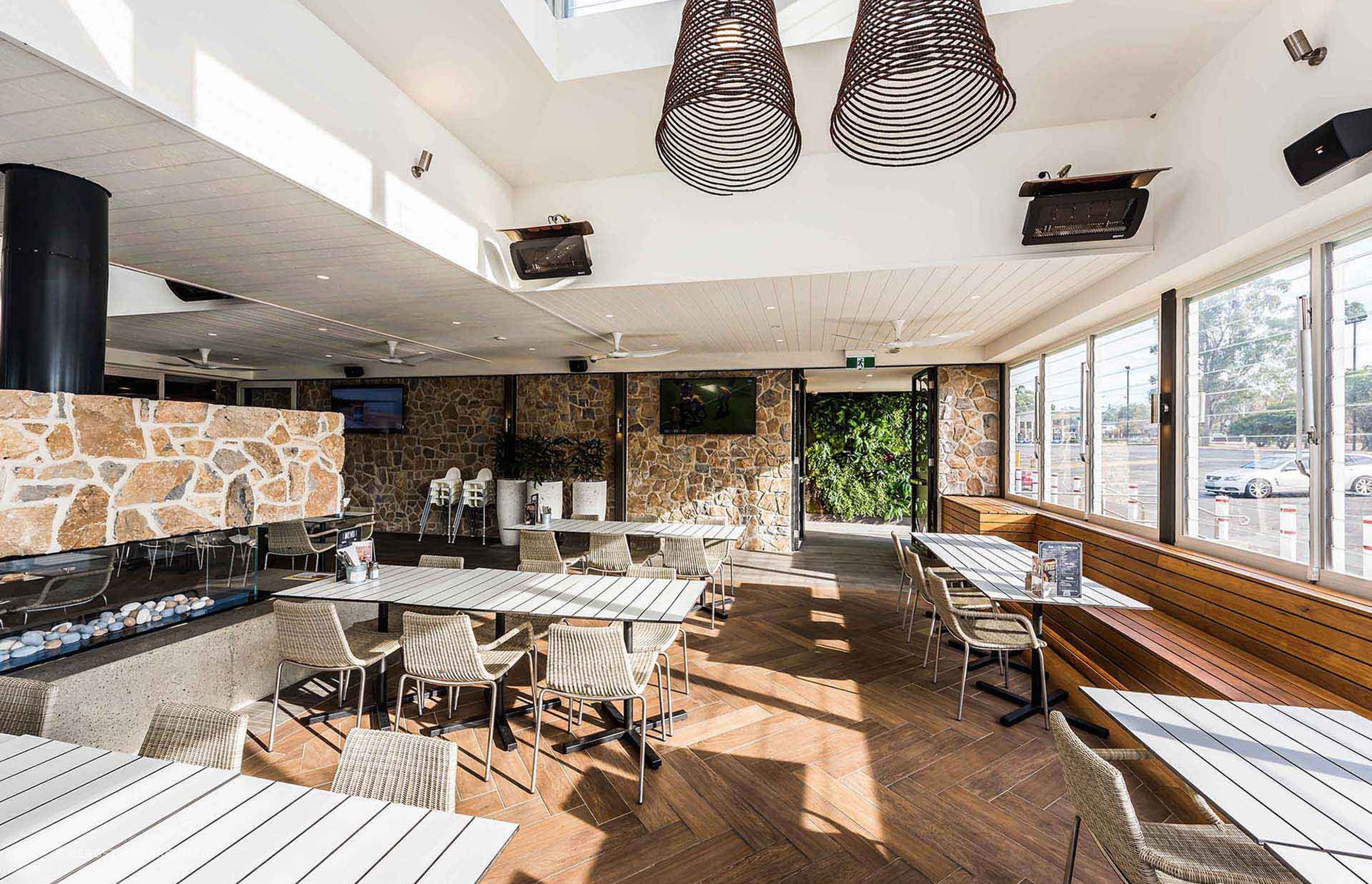 Plumpton Hotel