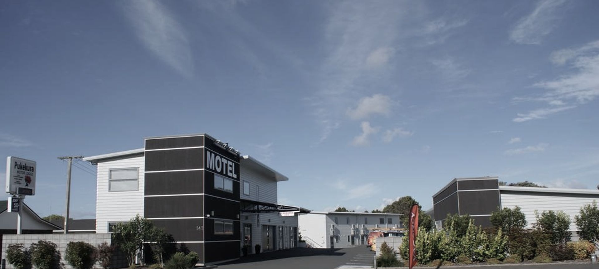 Pukekura Motor Lodge banner