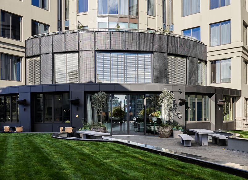 QT Hotel