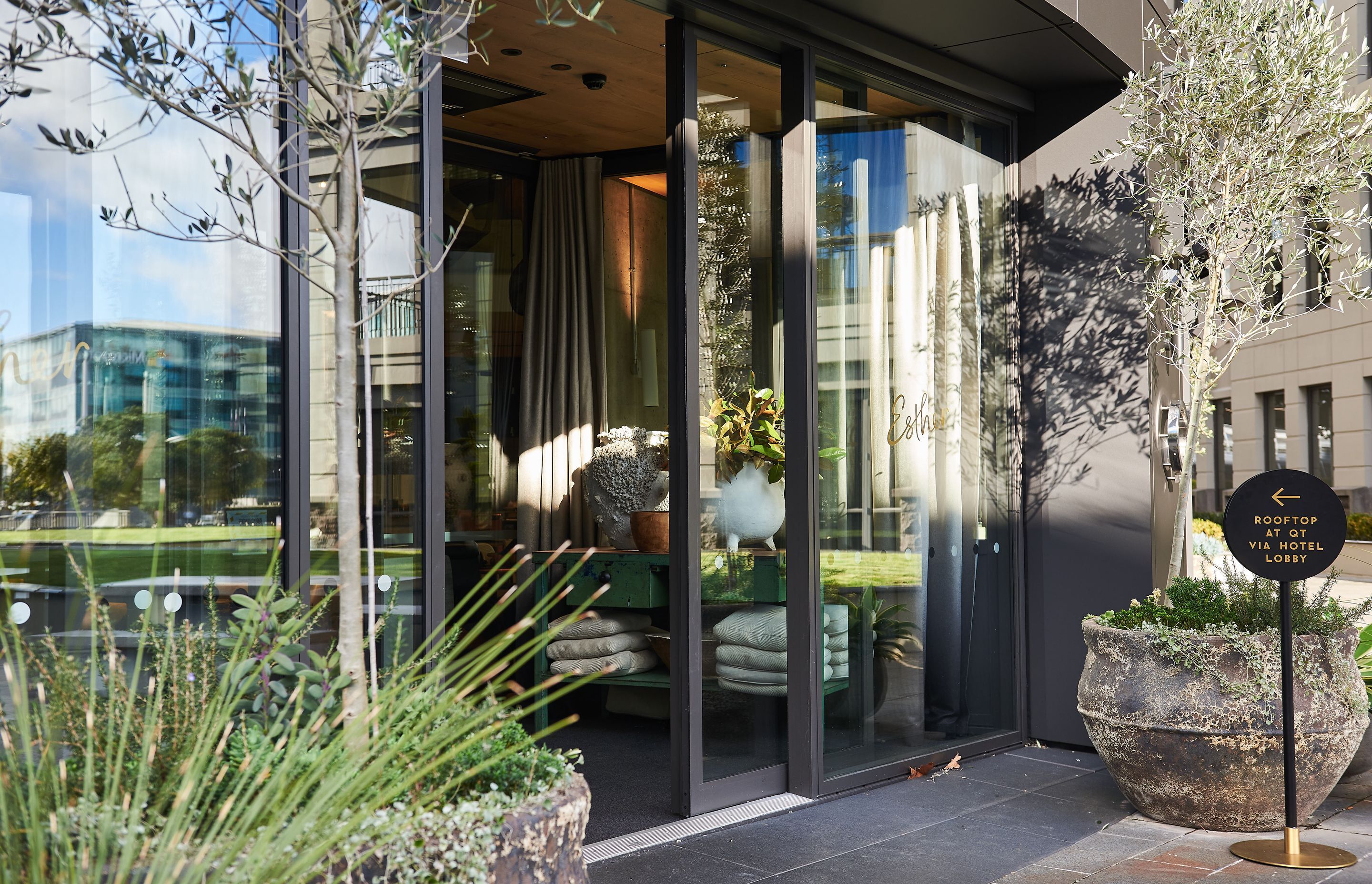 QT Hotel