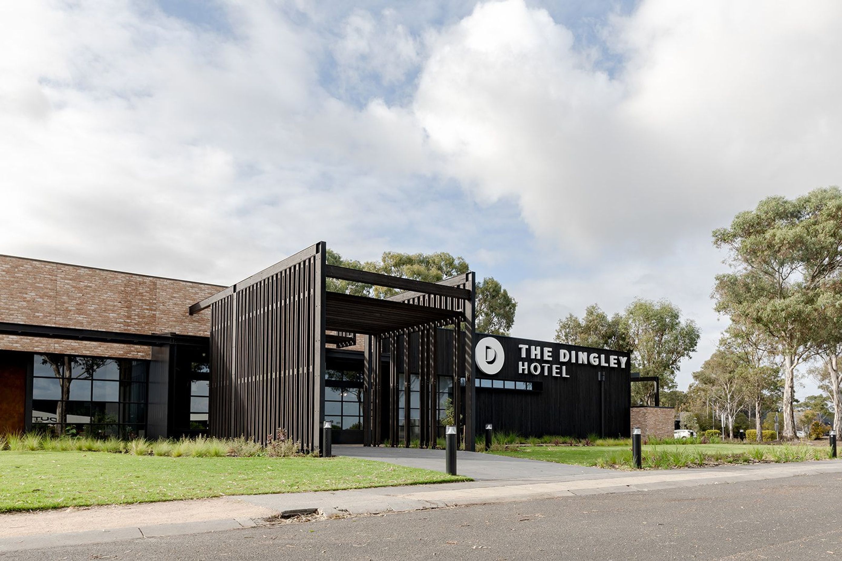 The Dingley Hotel
