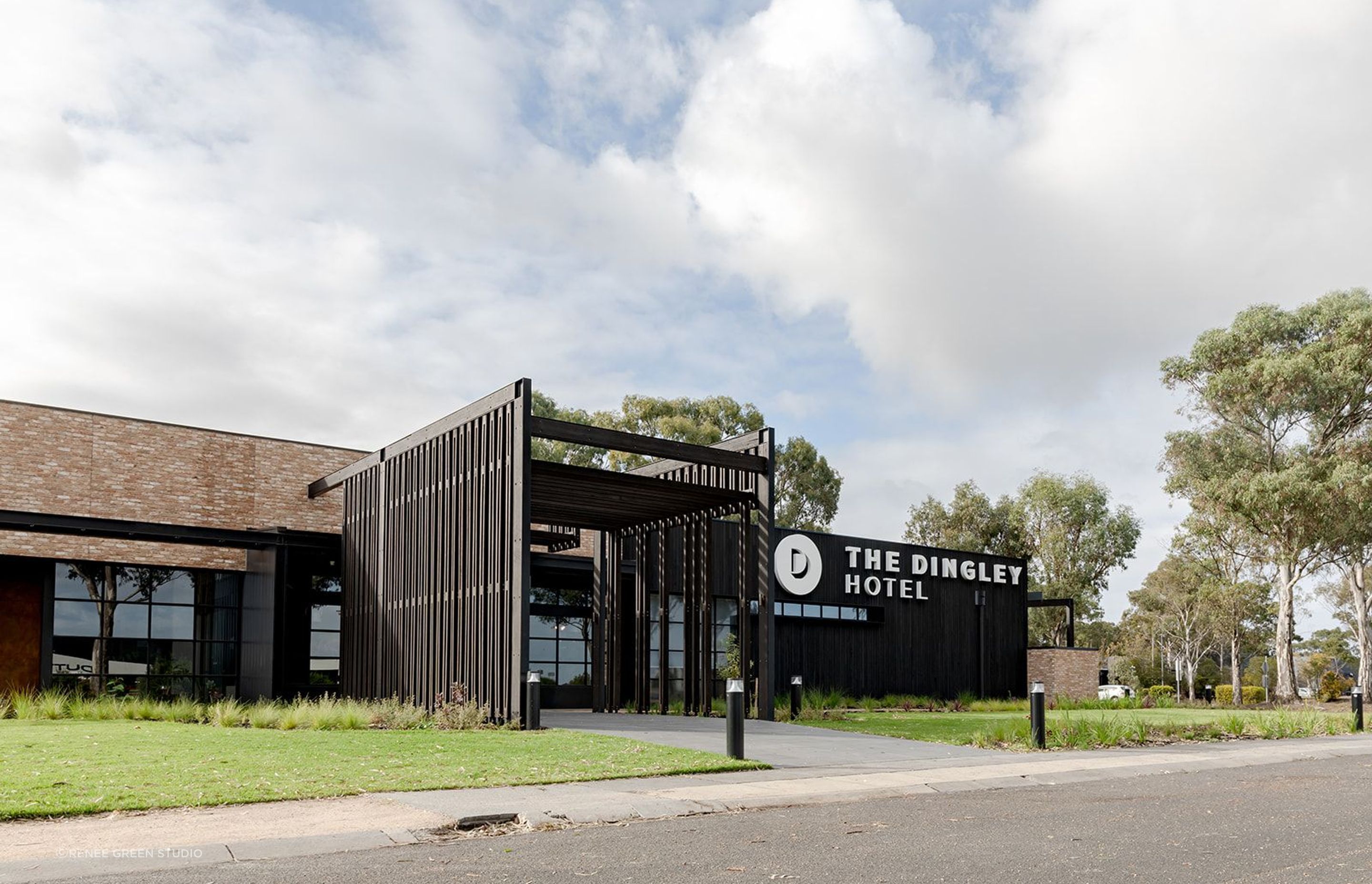 The Dingley Hotel