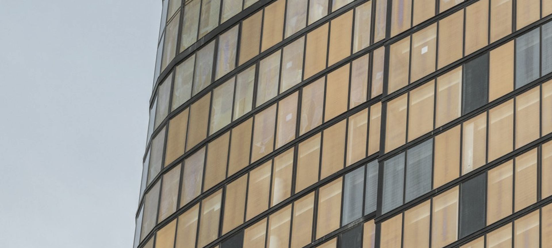 Oakwood Premier Hotel banner