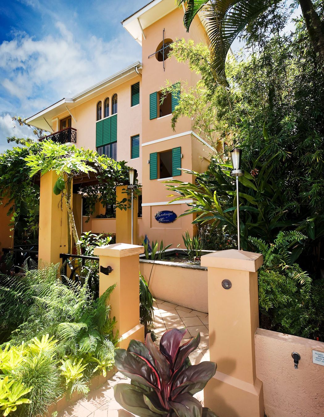 Martinique Resort