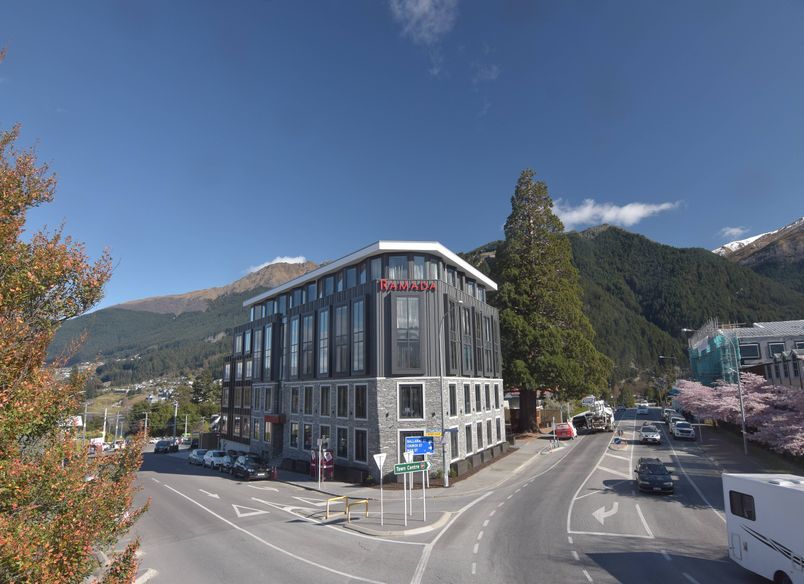 Safari Group - Ramada Queenstown