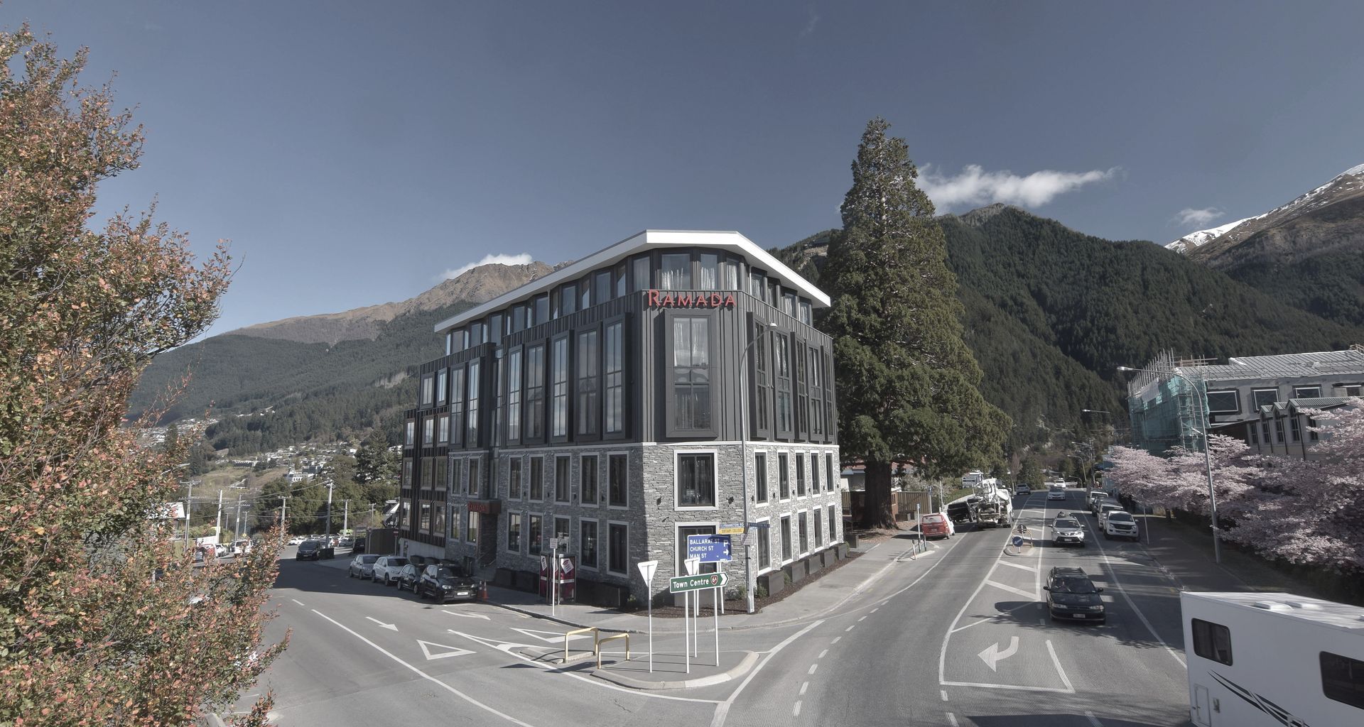 Safari Group - Ramada Queenstown banner