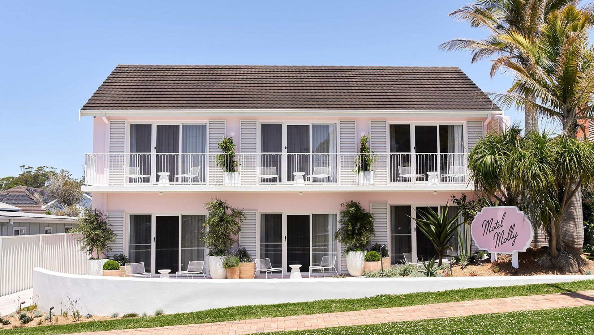 Motel Molly banner