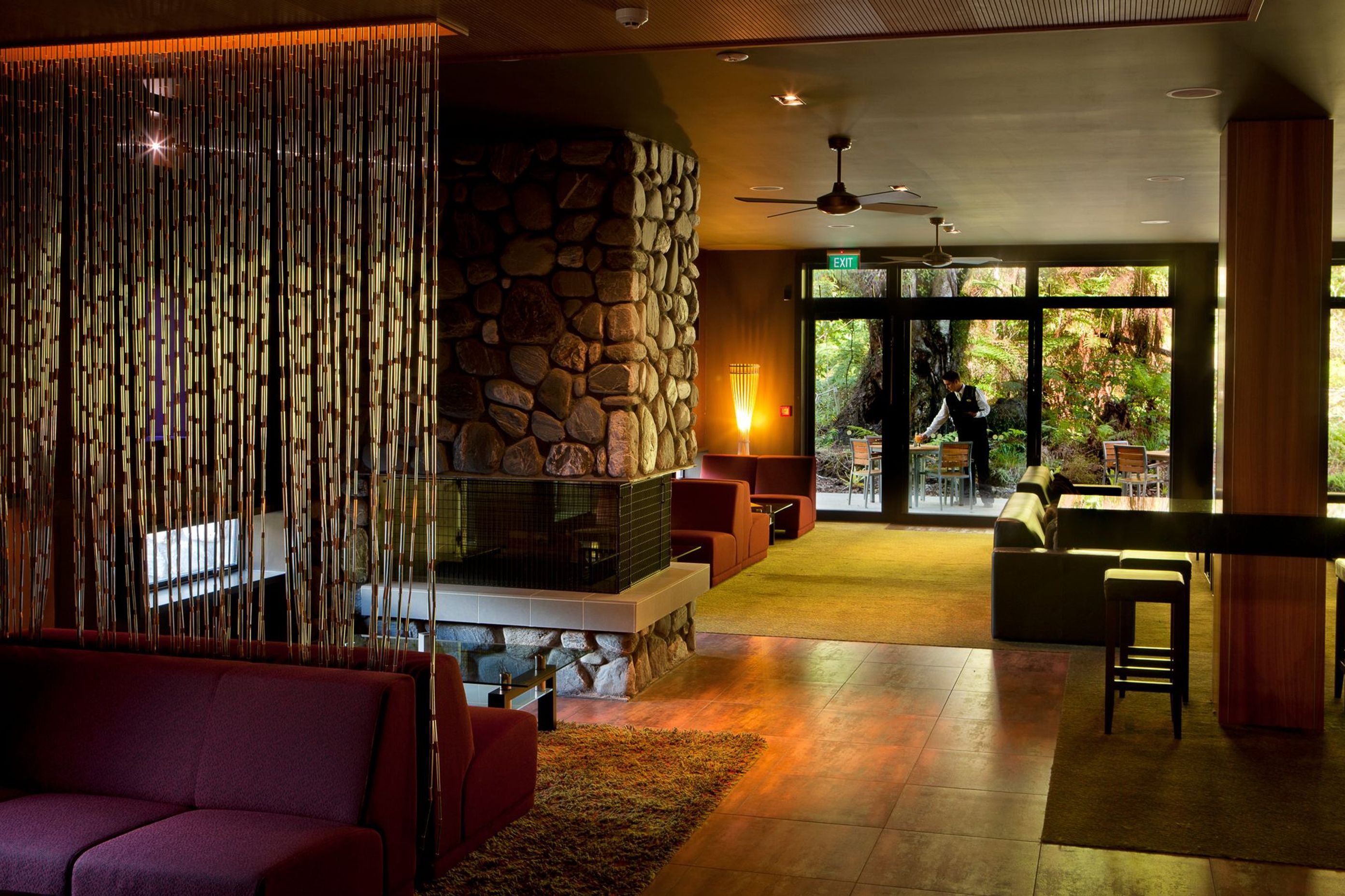 TW-Lounge-area.jpg