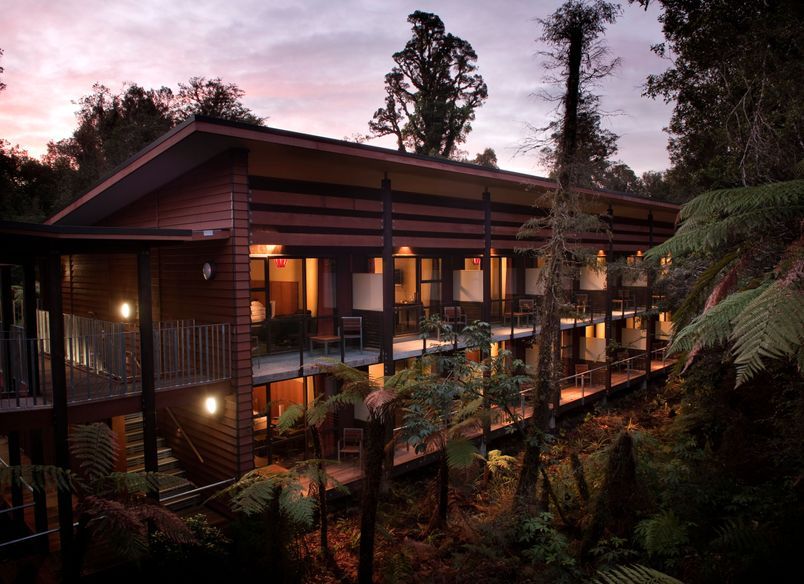 Te Waonui Forest Retreat