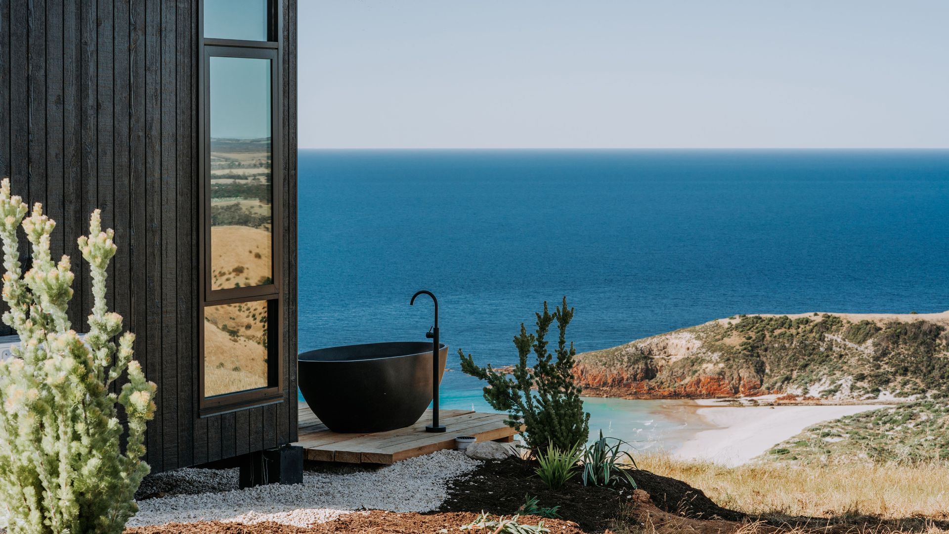 Outdoor baths for Wander Group on Kangaroo Island banner