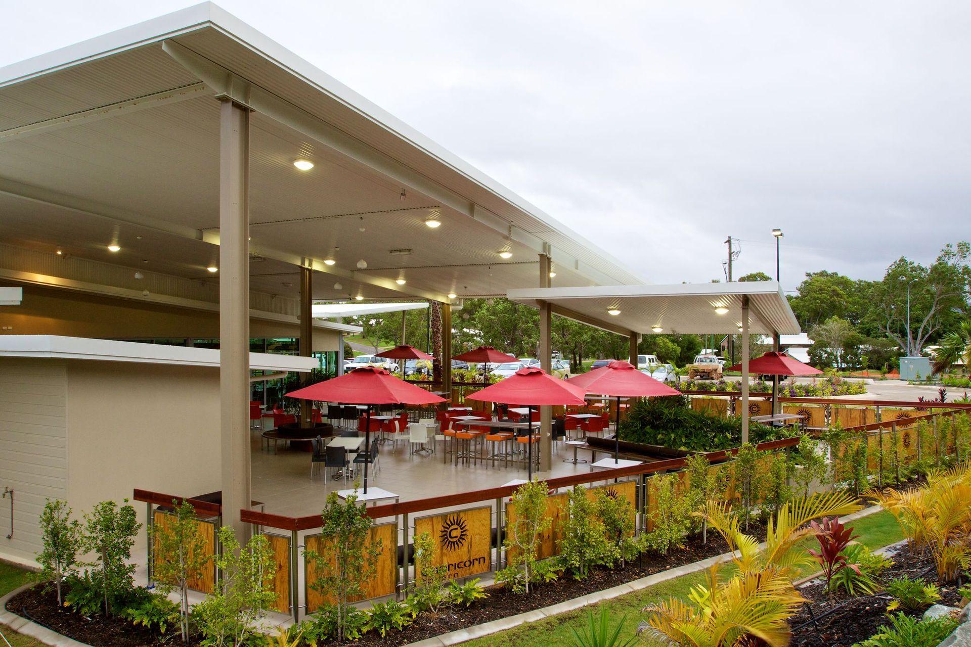 Capricorn Tavern and Motel