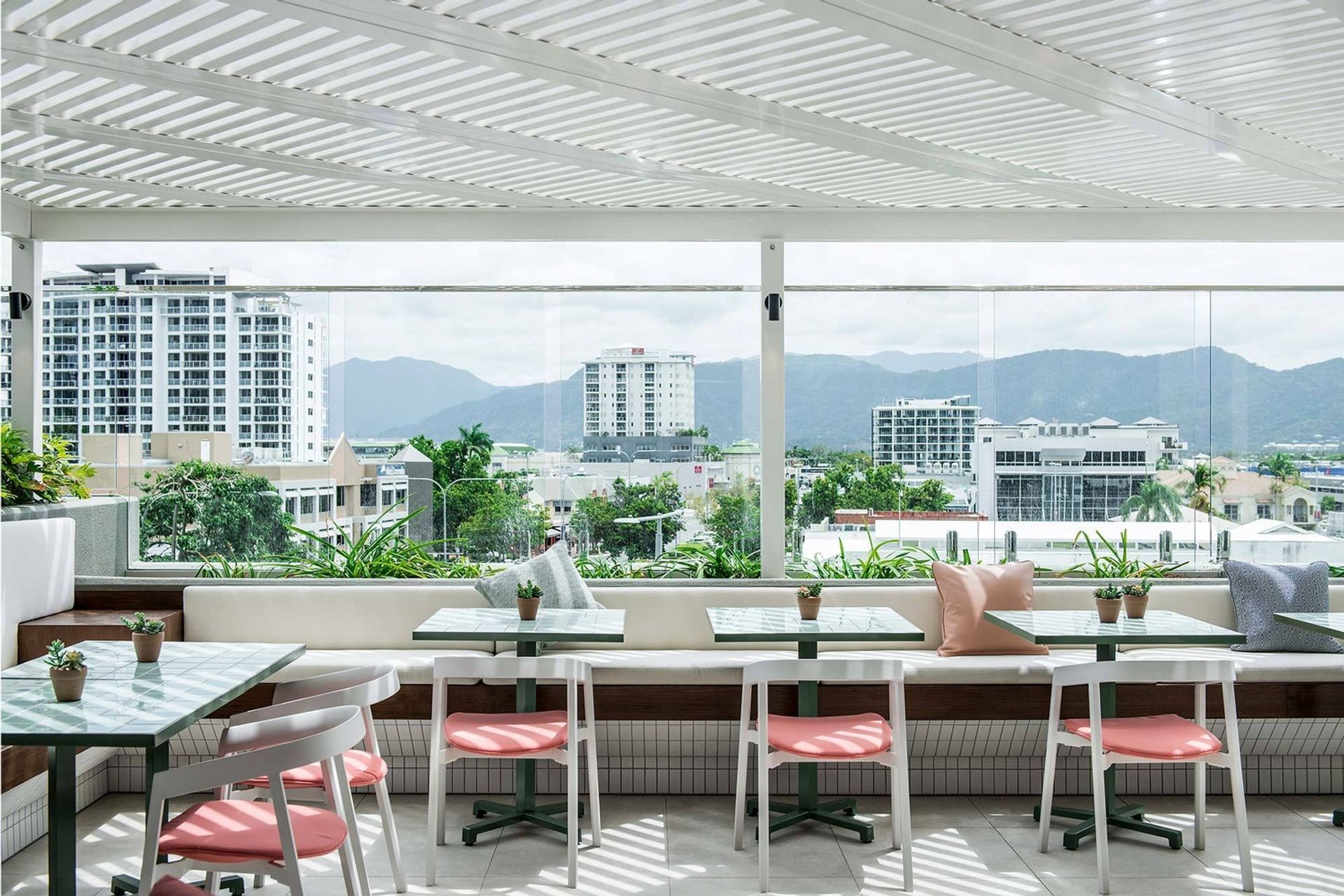 Bailey Hotel Pachamama