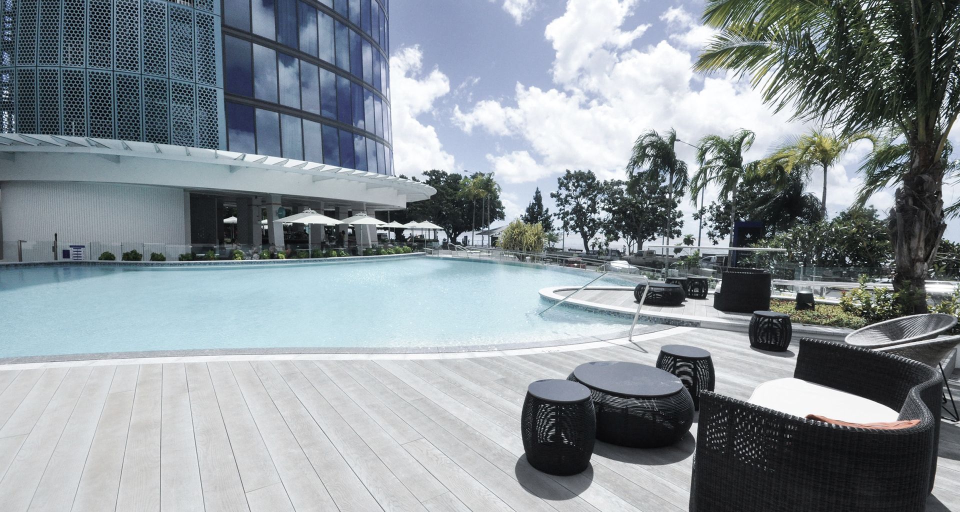 Riley Crystalbrook 5 Star Resort Cairns banner