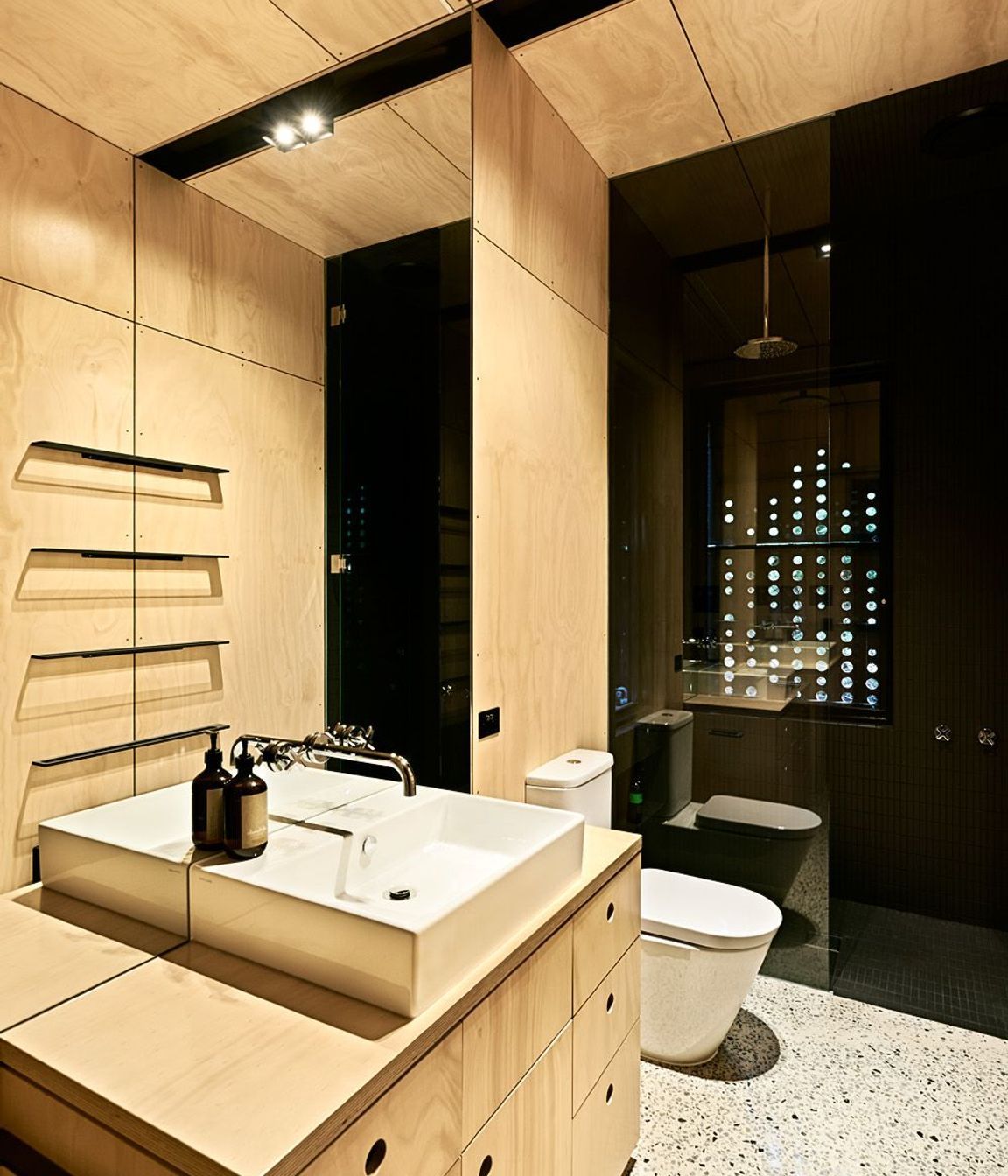 0014-09-bathroom-v2.jpg
