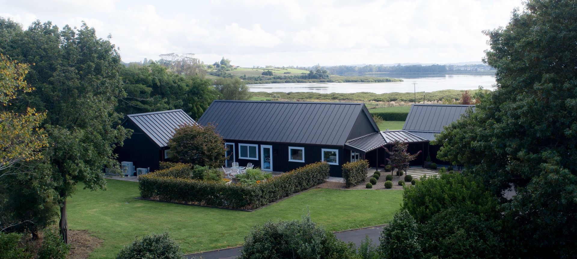 Rural Paradise - Eurostyle Spanlok Roofing - Colorsteel banner