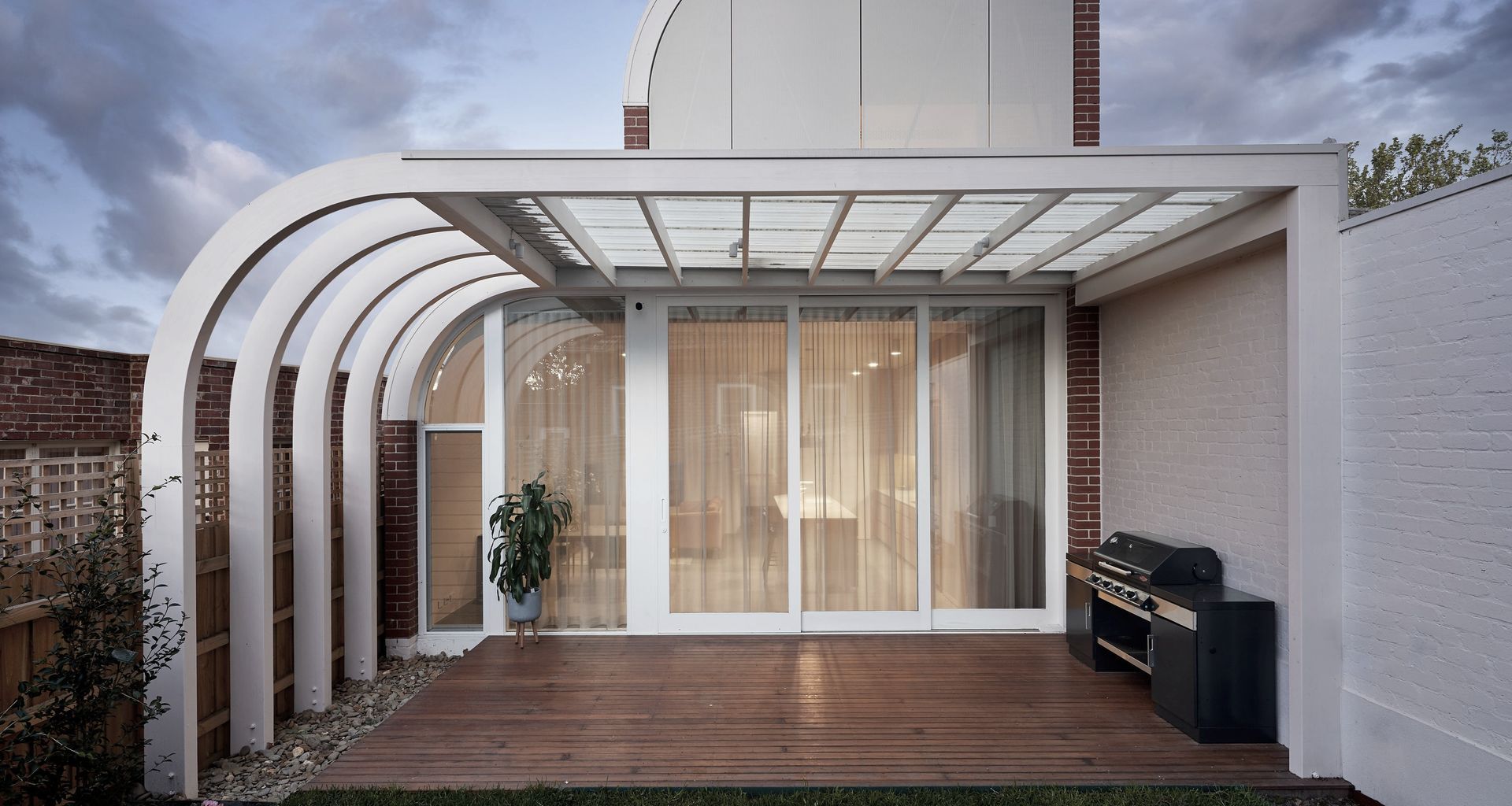 Deco House banner