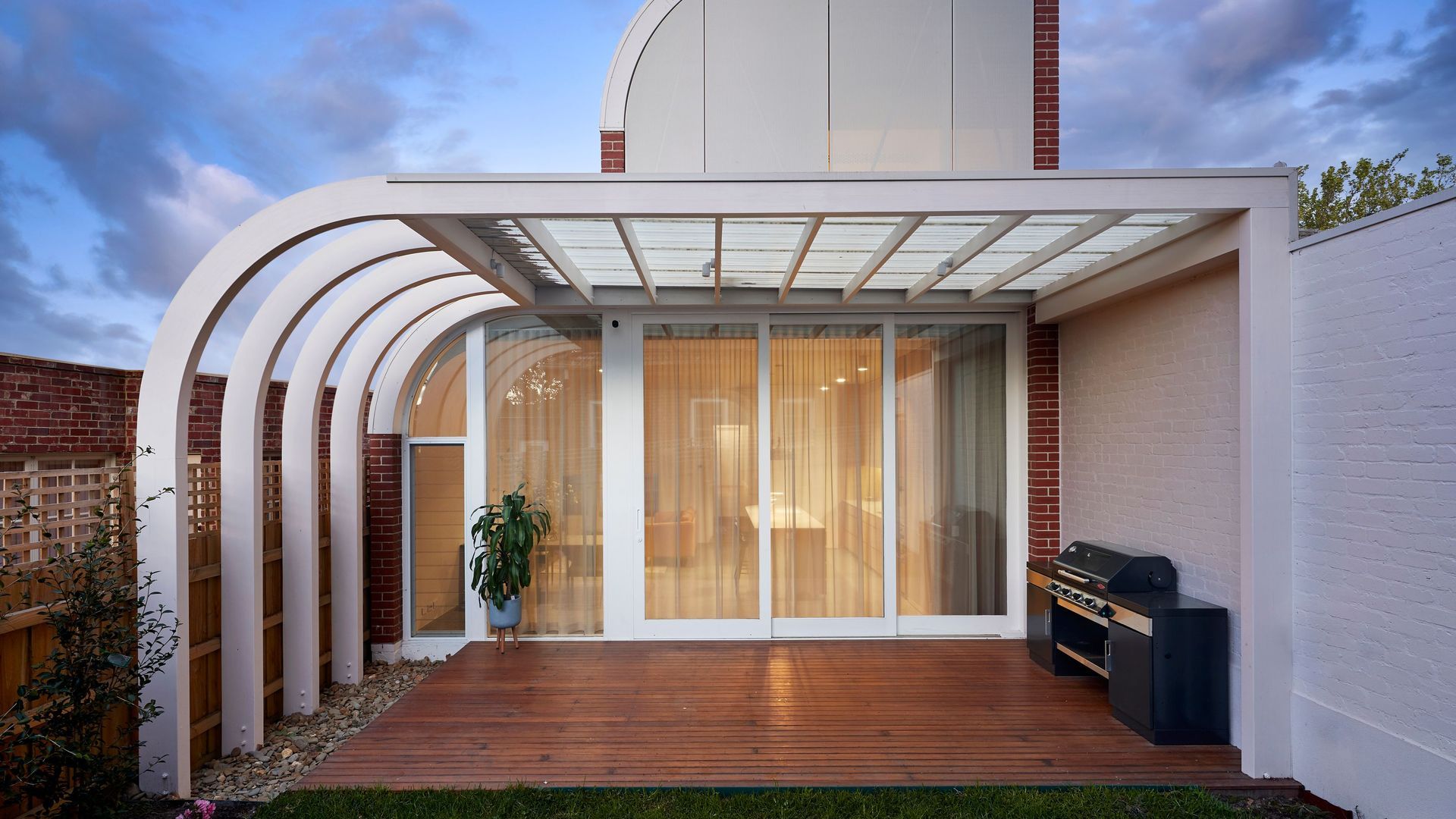 Deco House banner