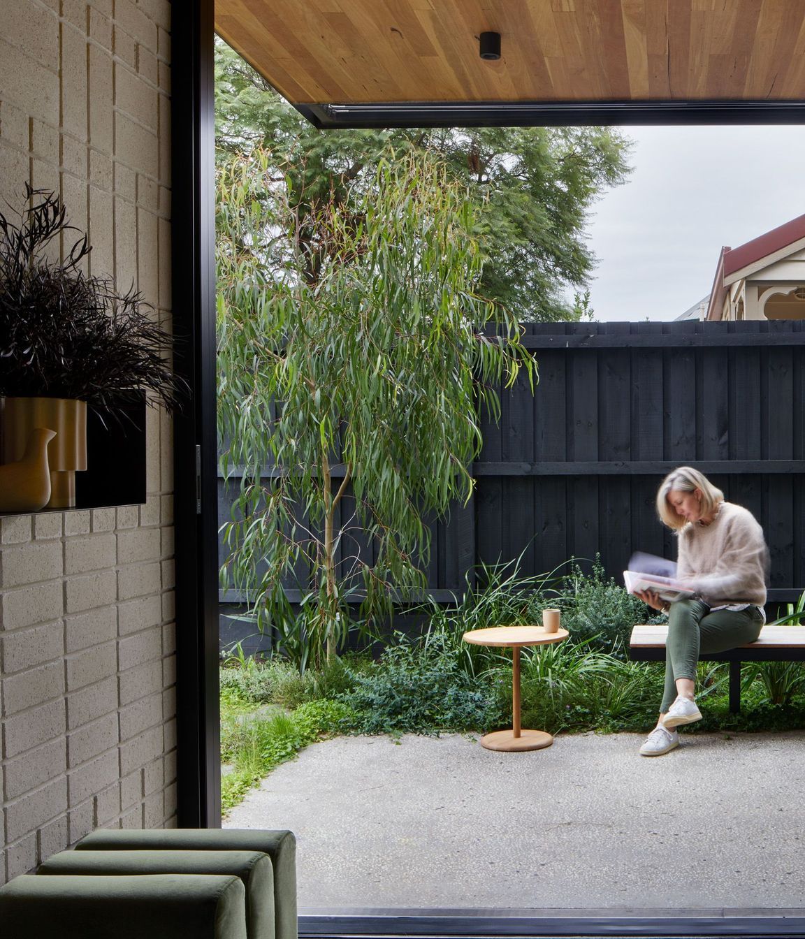 0054-18-courtyard.jpg