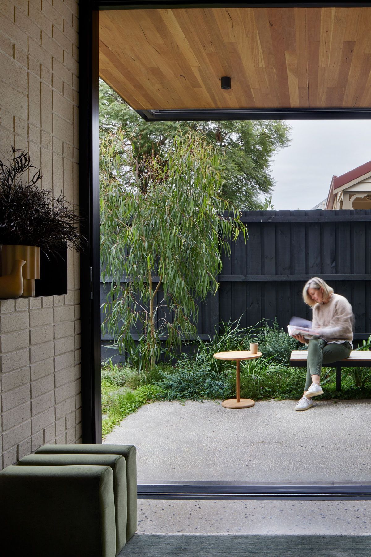 0054-18-courtyard.jpg