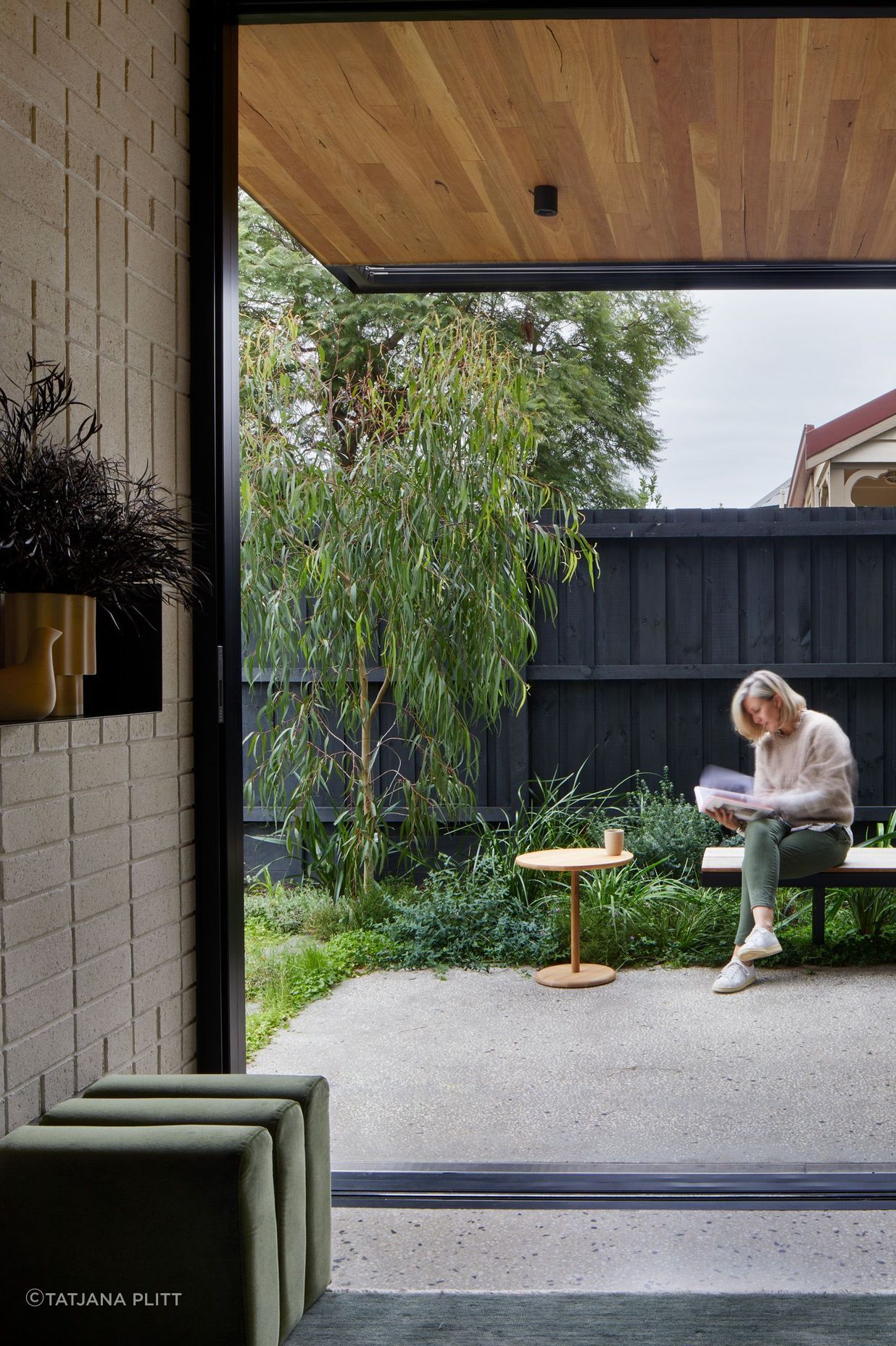 0054-18-courtyard.jpg