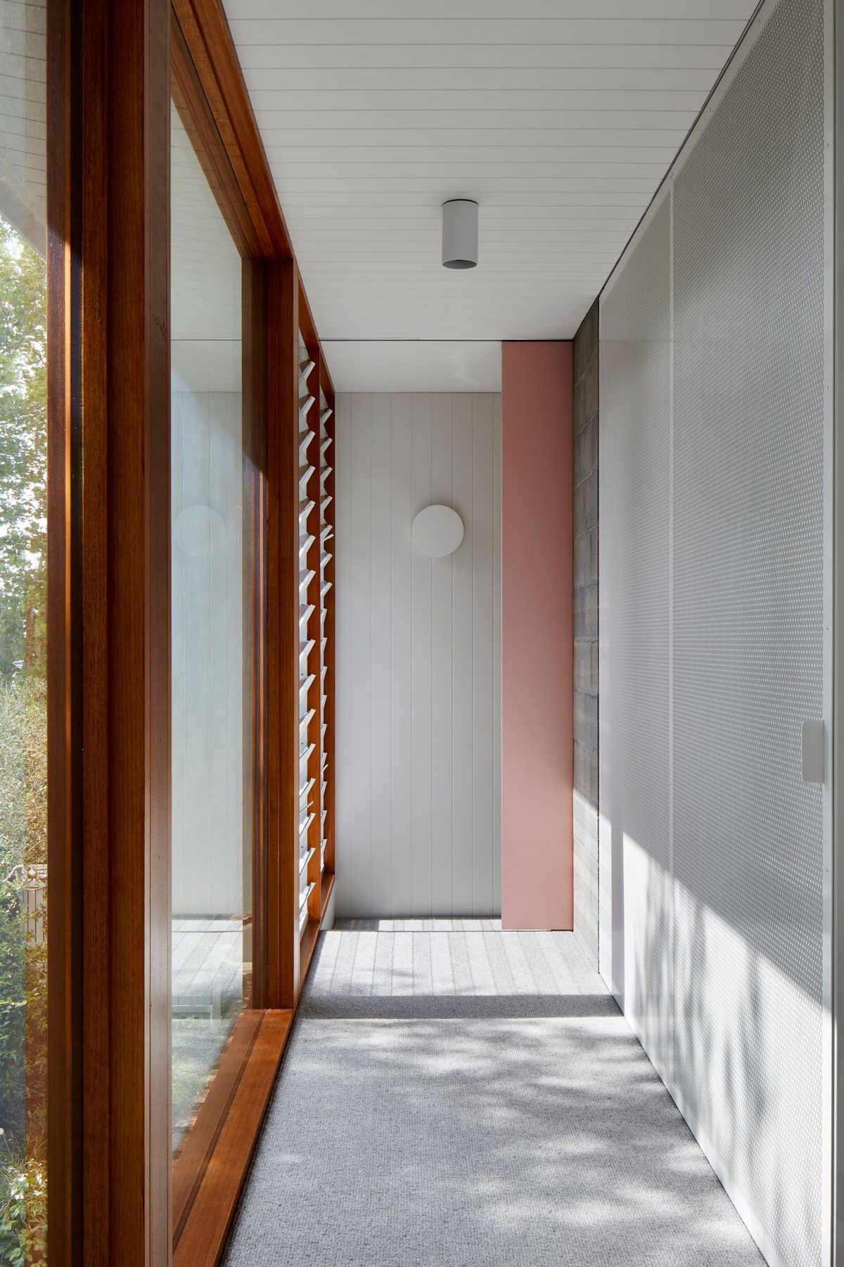 0057-11-walkway.jpg