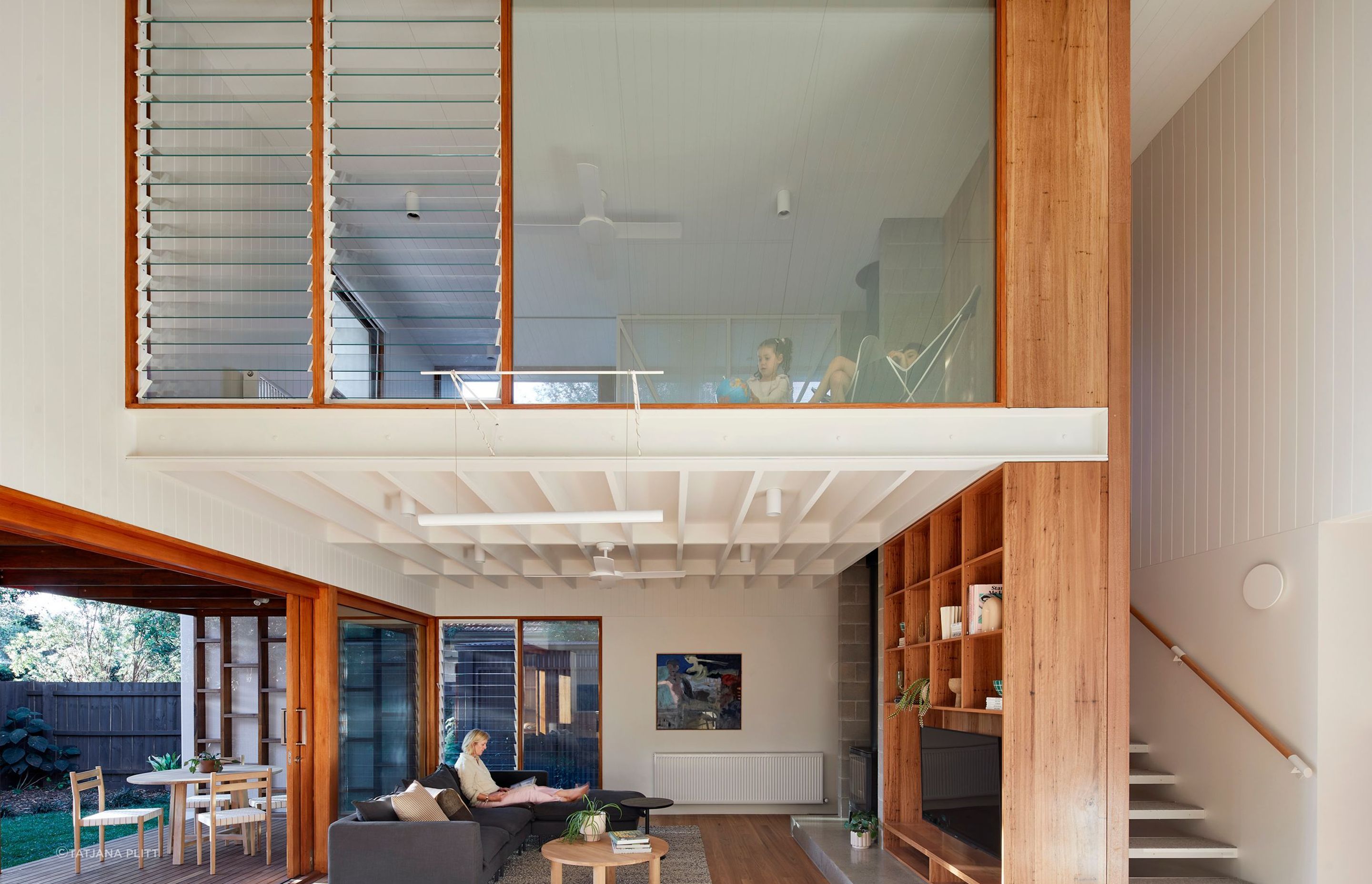 0057-12-living-and-upstairs.jpg
