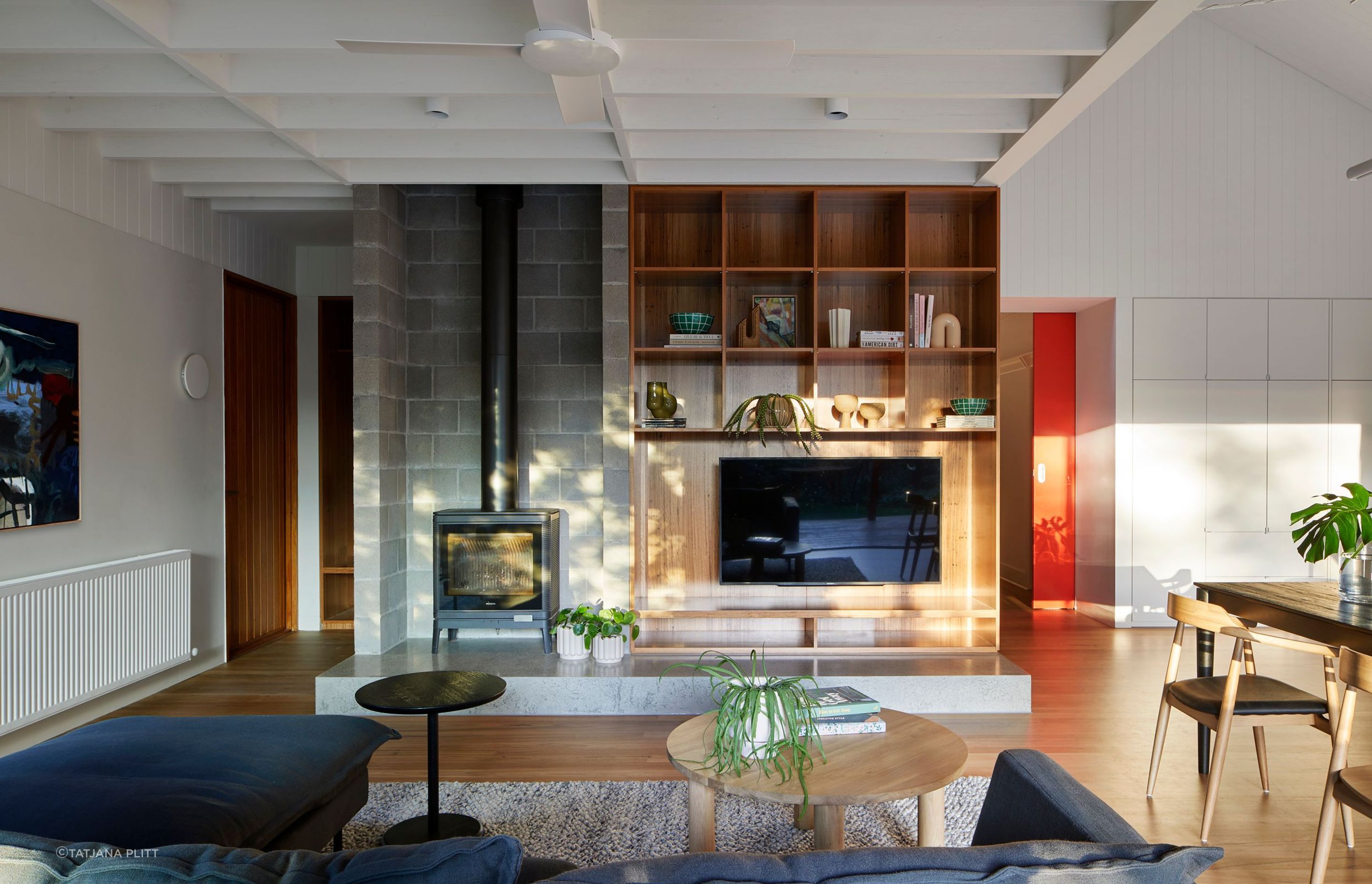 0057-15-living.jpg