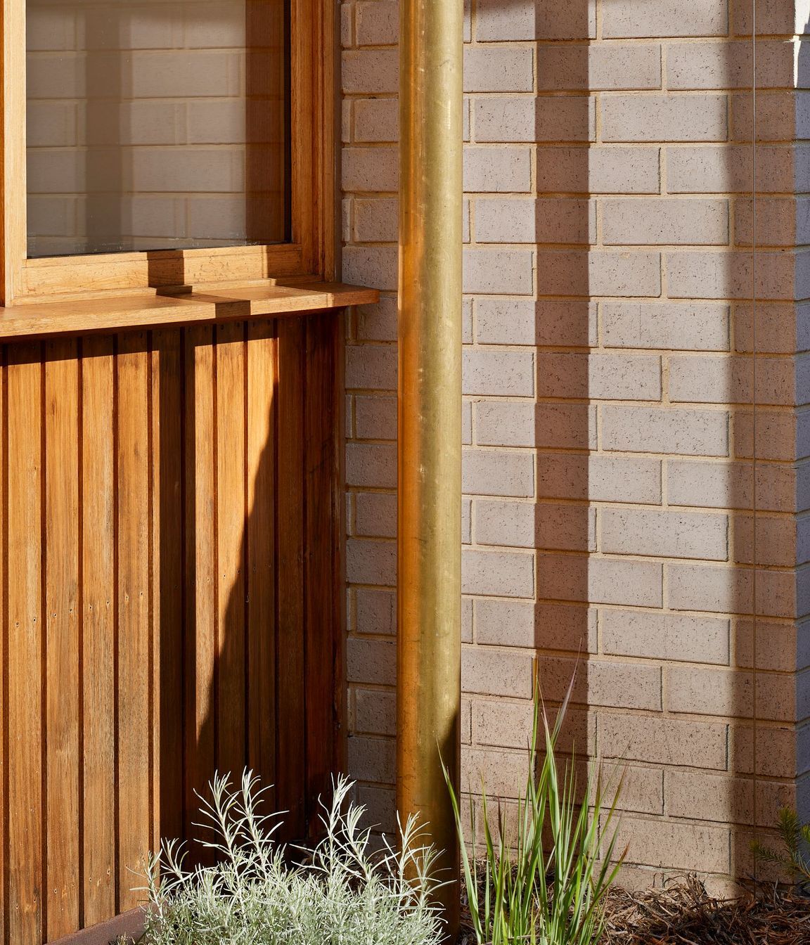 0077-16-backyard-detail.jpg