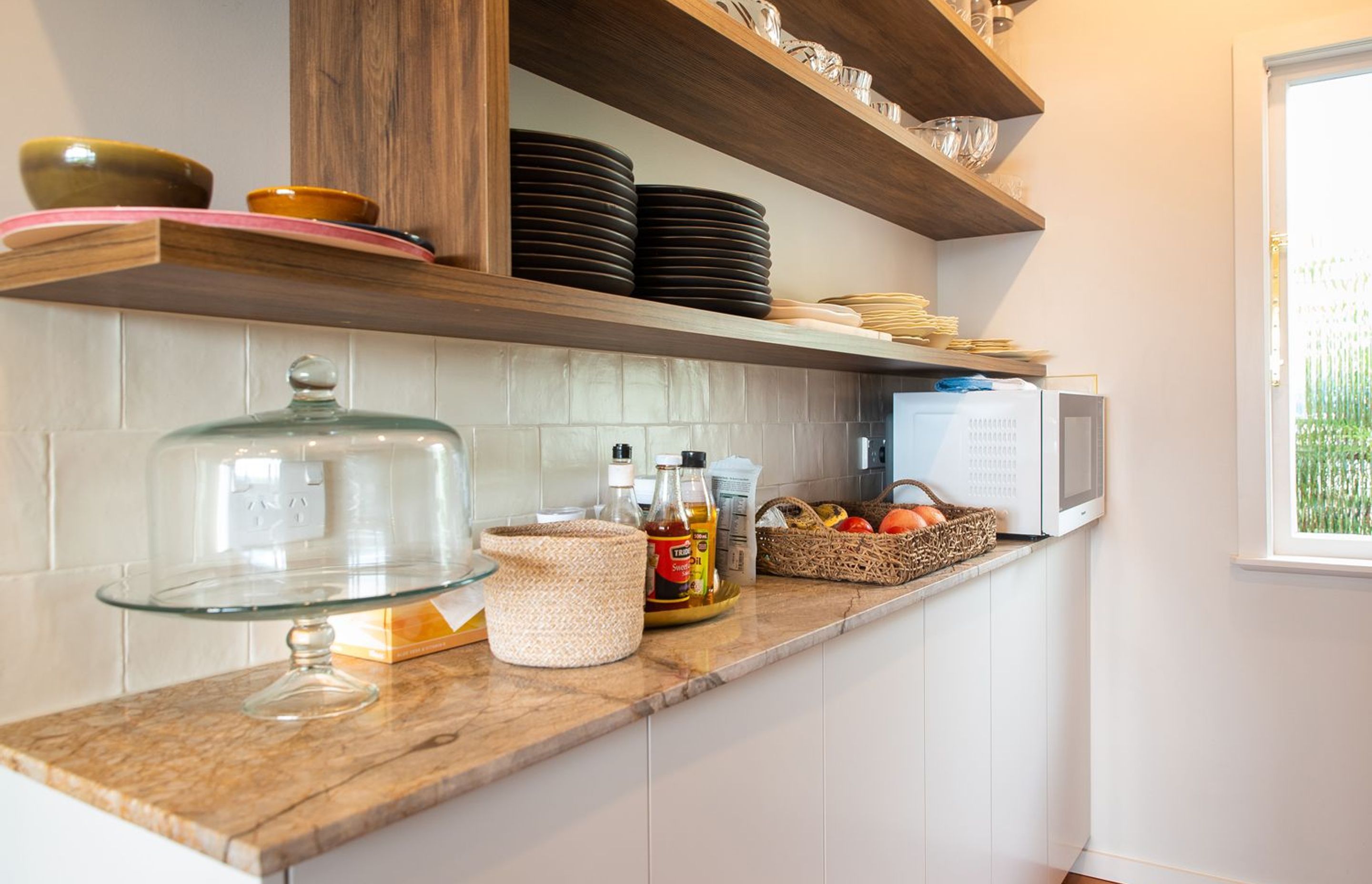 Stunning Mid-Century Modern Kitchen