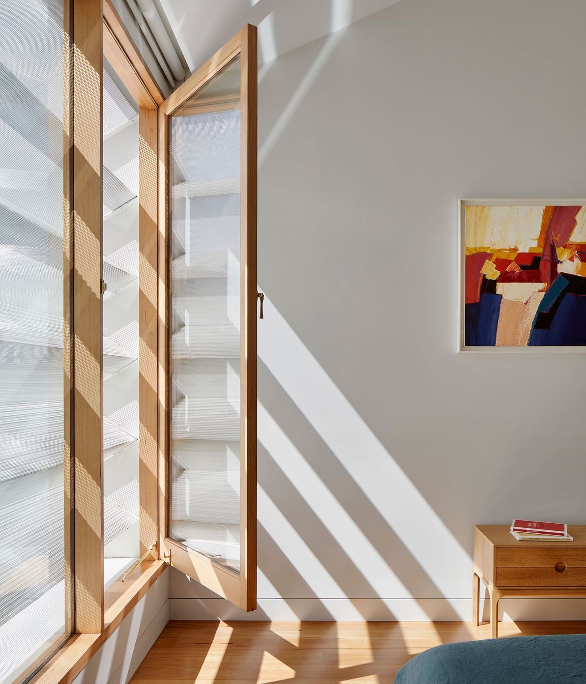 0091-35-bedroom-detail-v2.jpg
