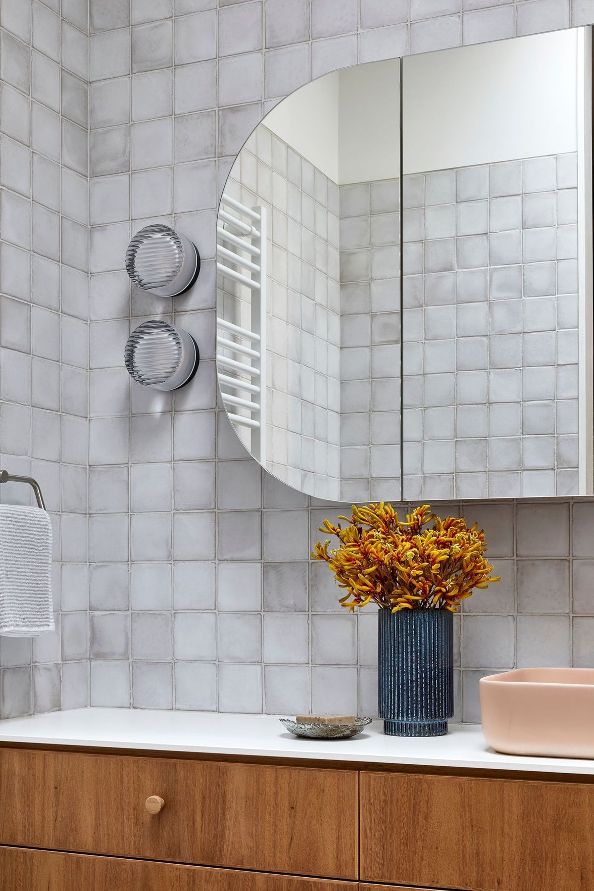 0092-06-bathroom-detail.jpg