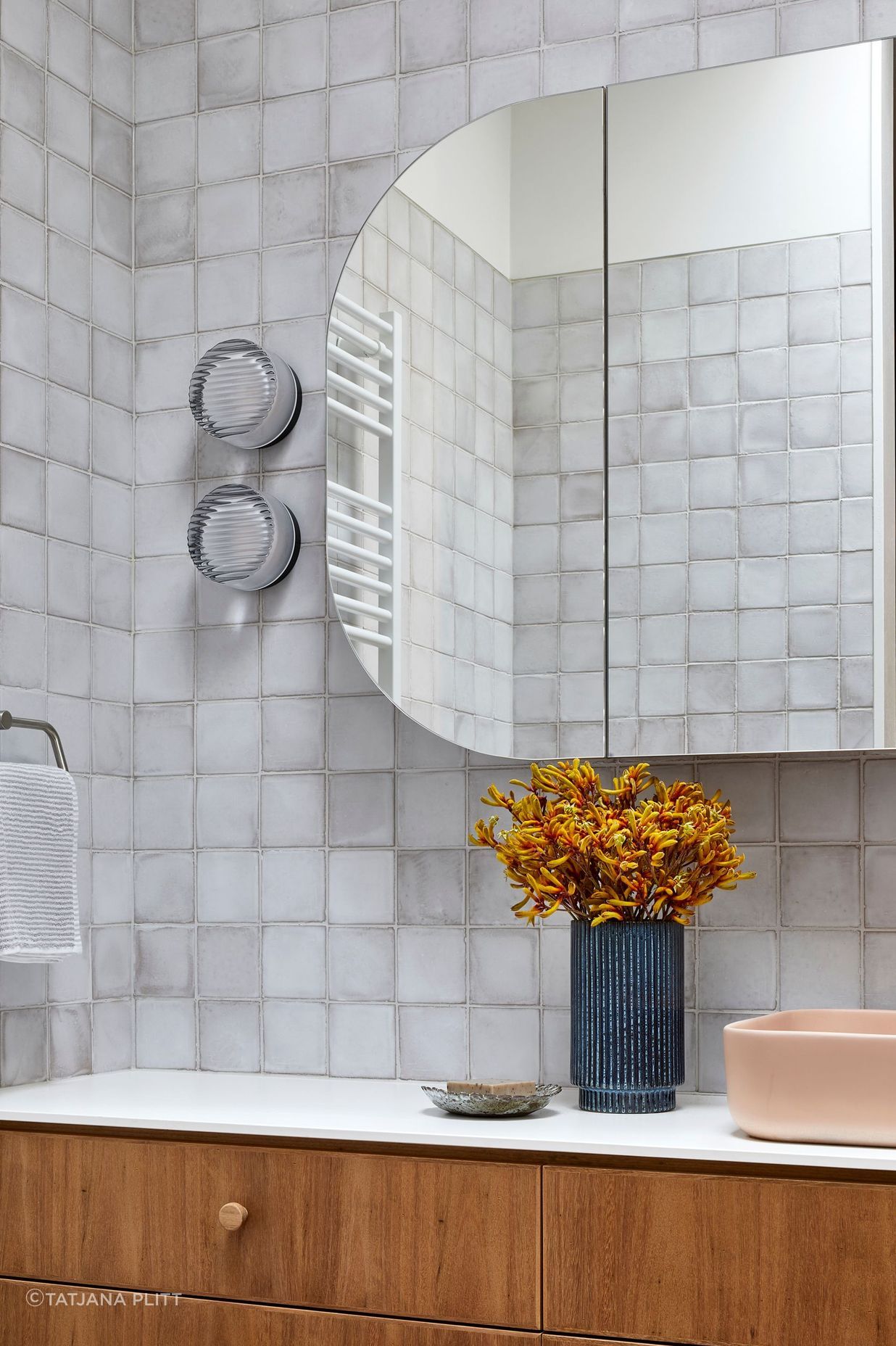 0092-06-bathroom-detail.jpg